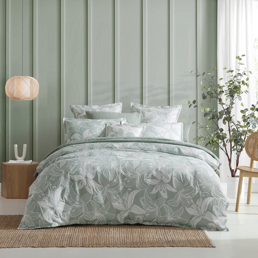 Grace Sage Quilt Cover Set King Size - Soft Luxury Bedding Set for Master Bedroom | Eco-Friendly Cotton Duvet Cover with Pillowcases | Perfect for Cozy Nights & Guest Room Decor