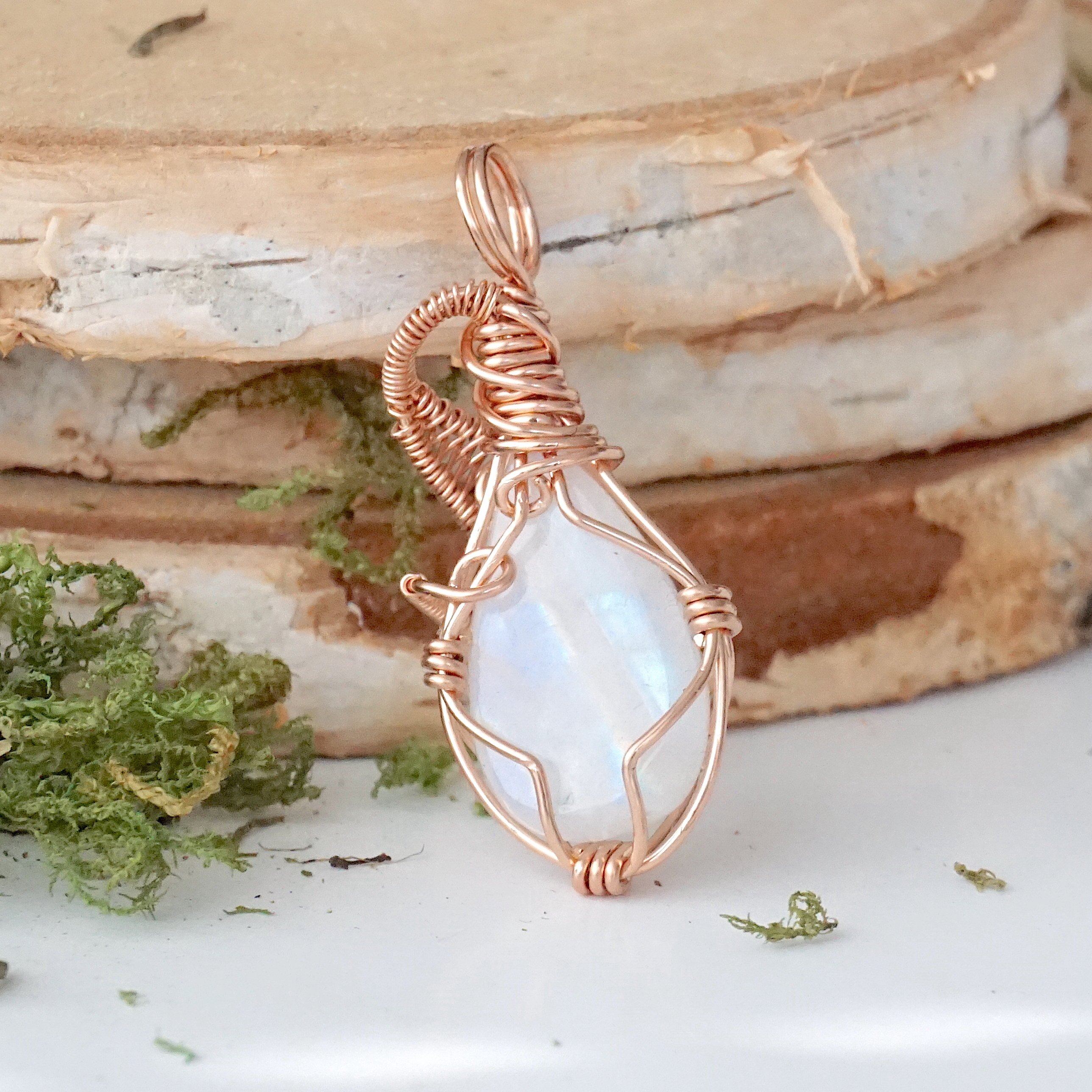 Rose Gold Rainbow Moonstone Necklace for Women - Elegant Dainty Pendant Jewelry Gift for Birthday, Anniversary & Valentine's Day - Perfect for Everyday Wear & Special Occasions