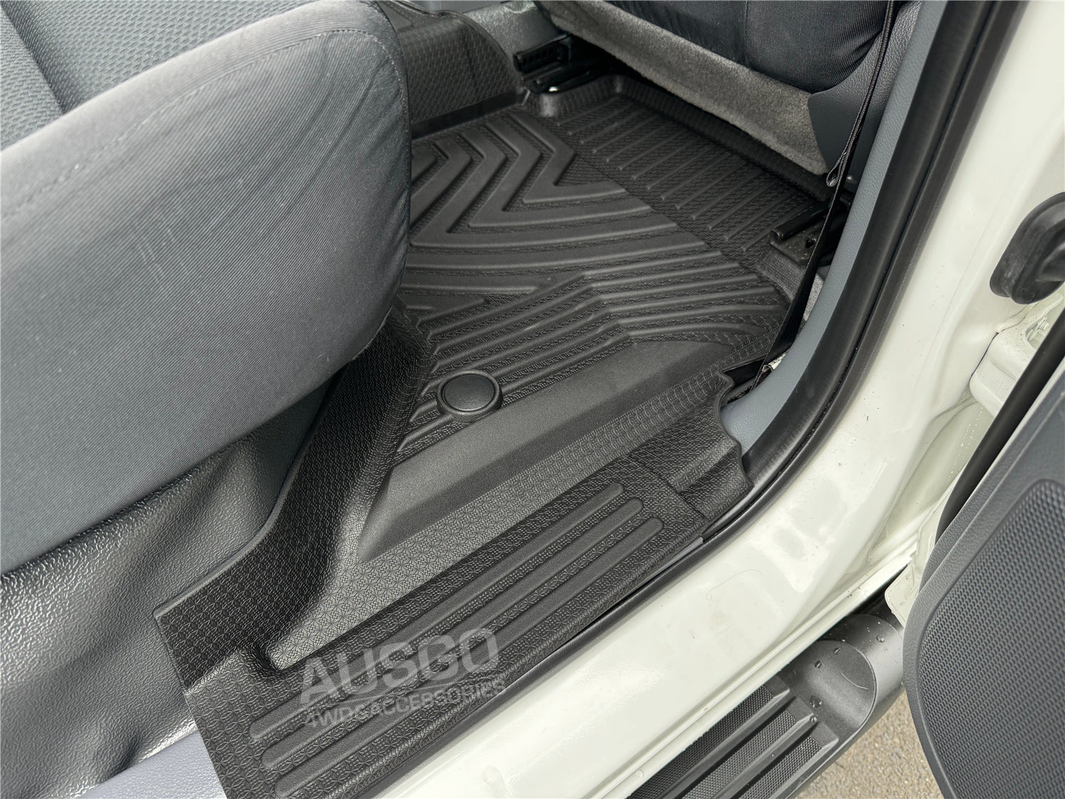 5D Injection Floor Mats + Black Door Sill Protector for Ford Ranger Dual Cab 2011-2022 | All-Weather Car Mats & Scuff Plates | Perfect for Off-Roading, Daily Commute & Truck Protection