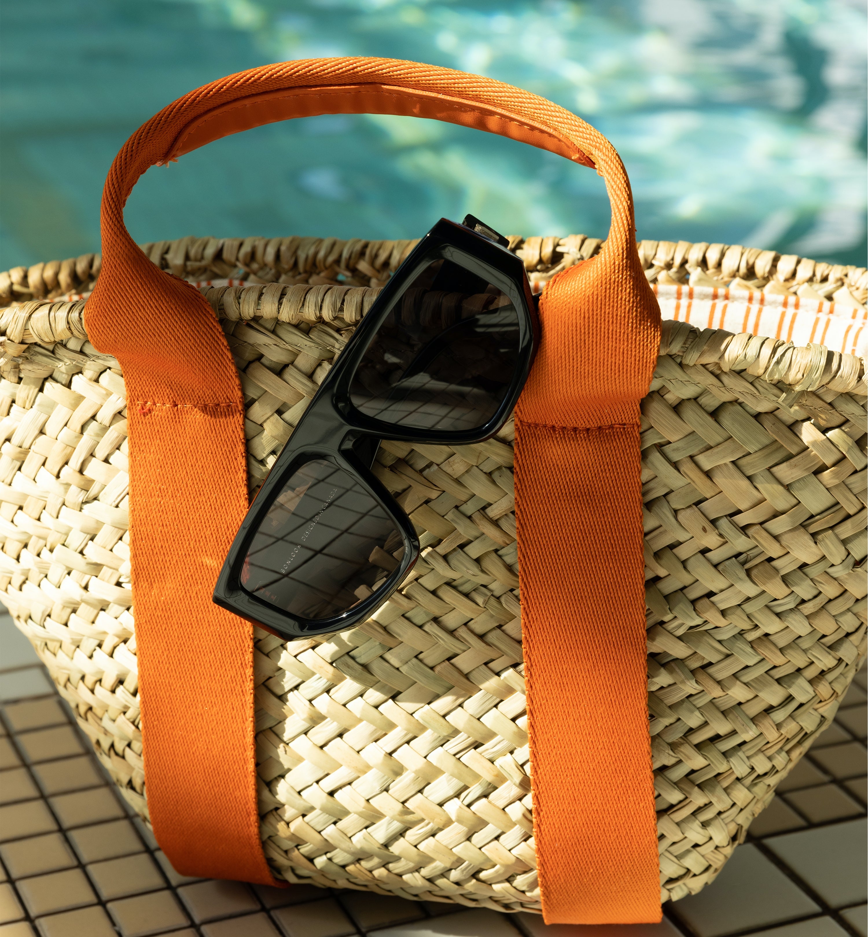 Stylish Sheer Sunglasses for Women & Men - UV Protection, Lightweight & Fashionable - Perfect for Beach, Driving & Outdoor Activities