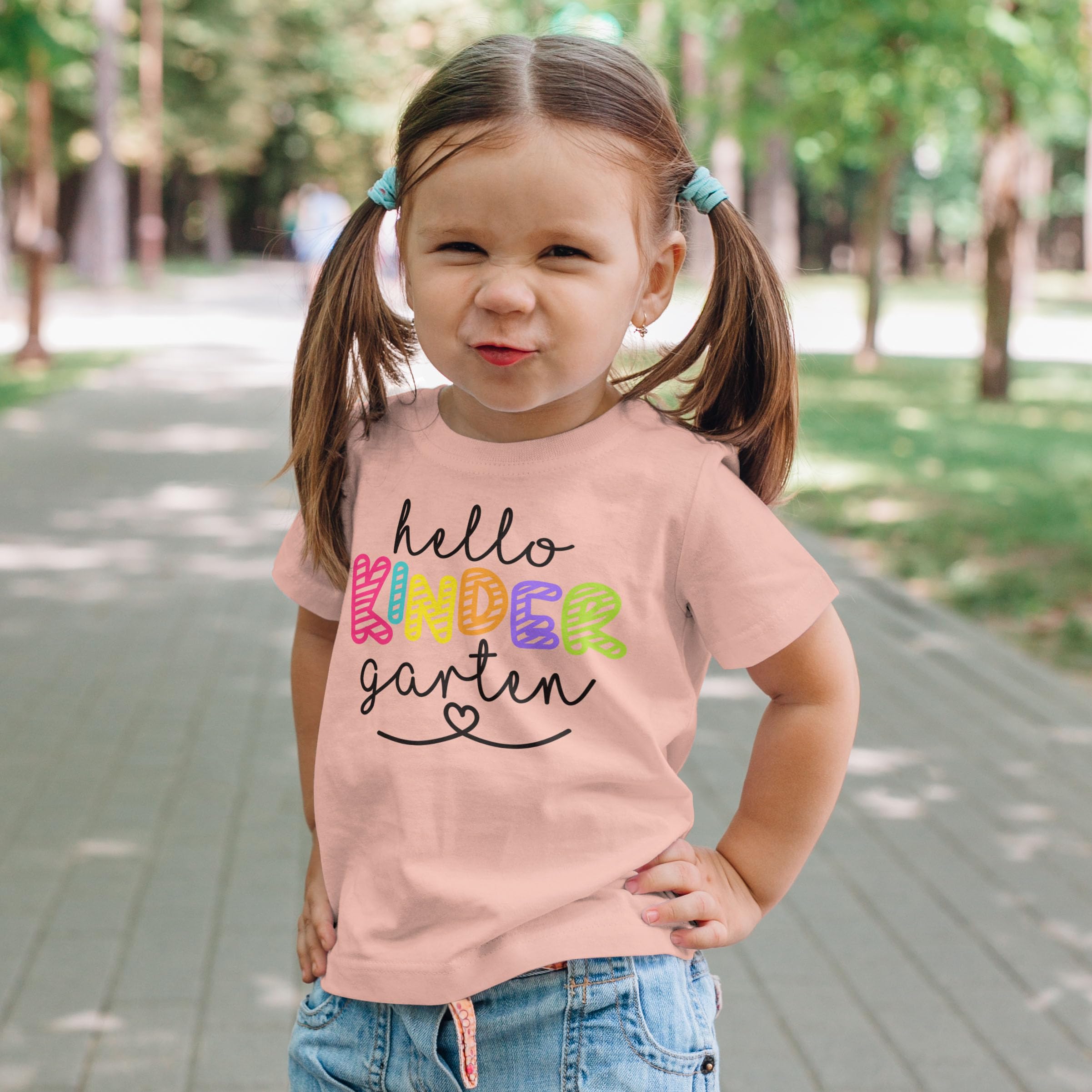 Olive Loves Apple Hello Kindergarten First Day of School T-Shirt - Cute Back to School Gift for Kids - Perfect for School Photos & First Day Celebrations