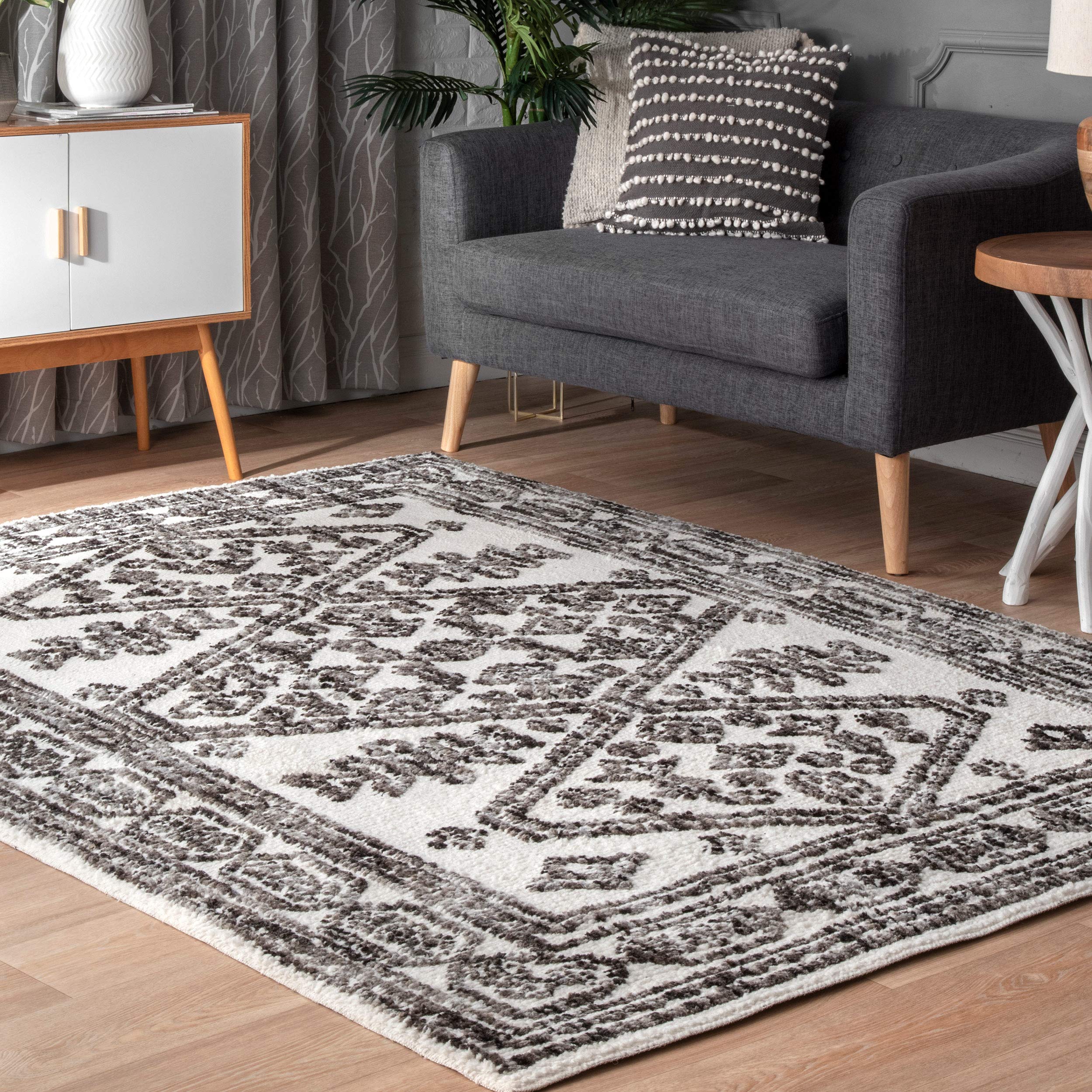 nuLOOM Tamar Medallion Area Rug 4' x 6' Grey Rectangular - Soft Living Room Rug for Bedroom, Dining Room & Home Decor