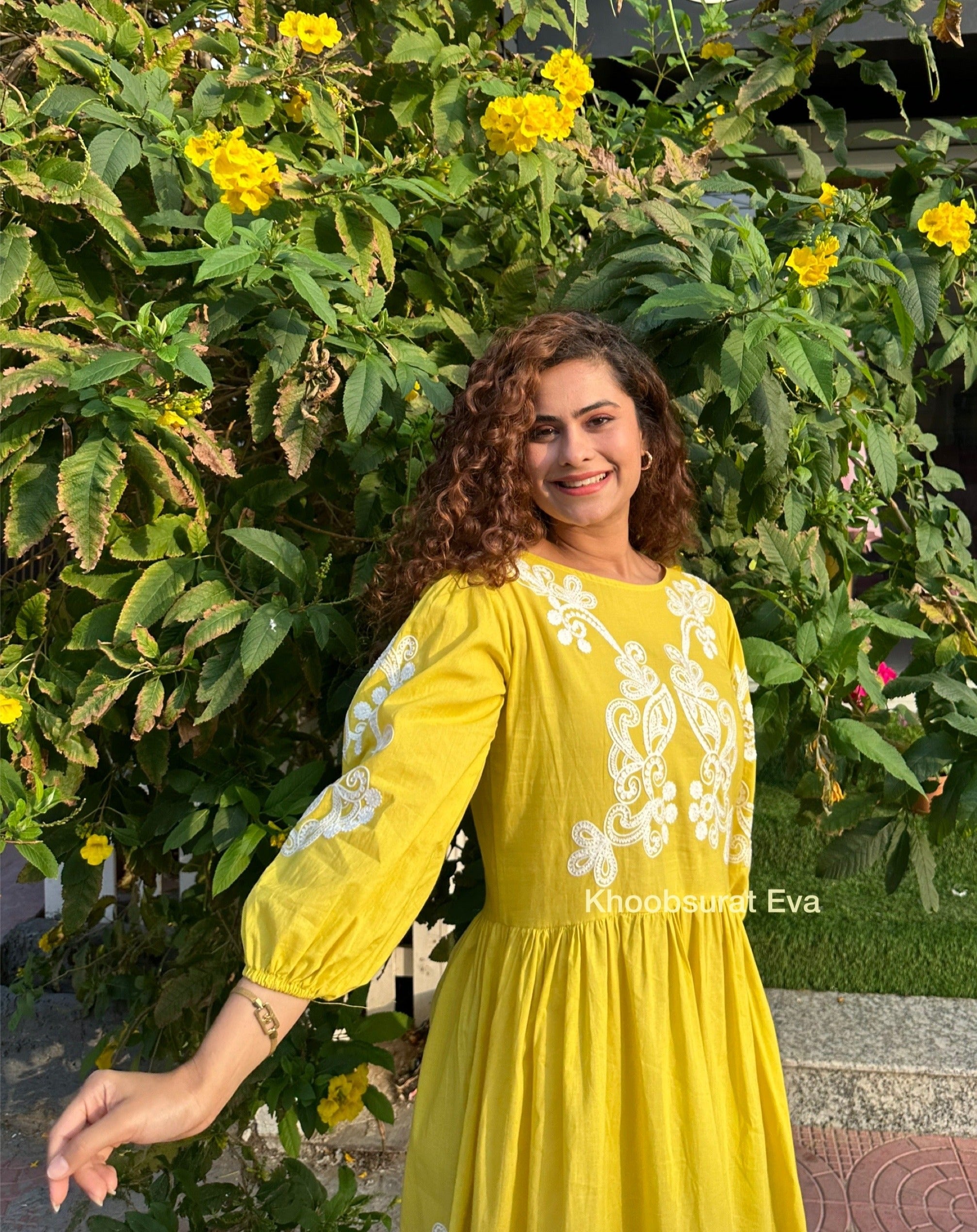 Stylish Citrus Swirl Yellow Maxi Dress for Women - Flowy Summer Beach Dress, Boho Chic Vacation Outfit - Perfect for Beach Parties, Vacations & Casual Outings