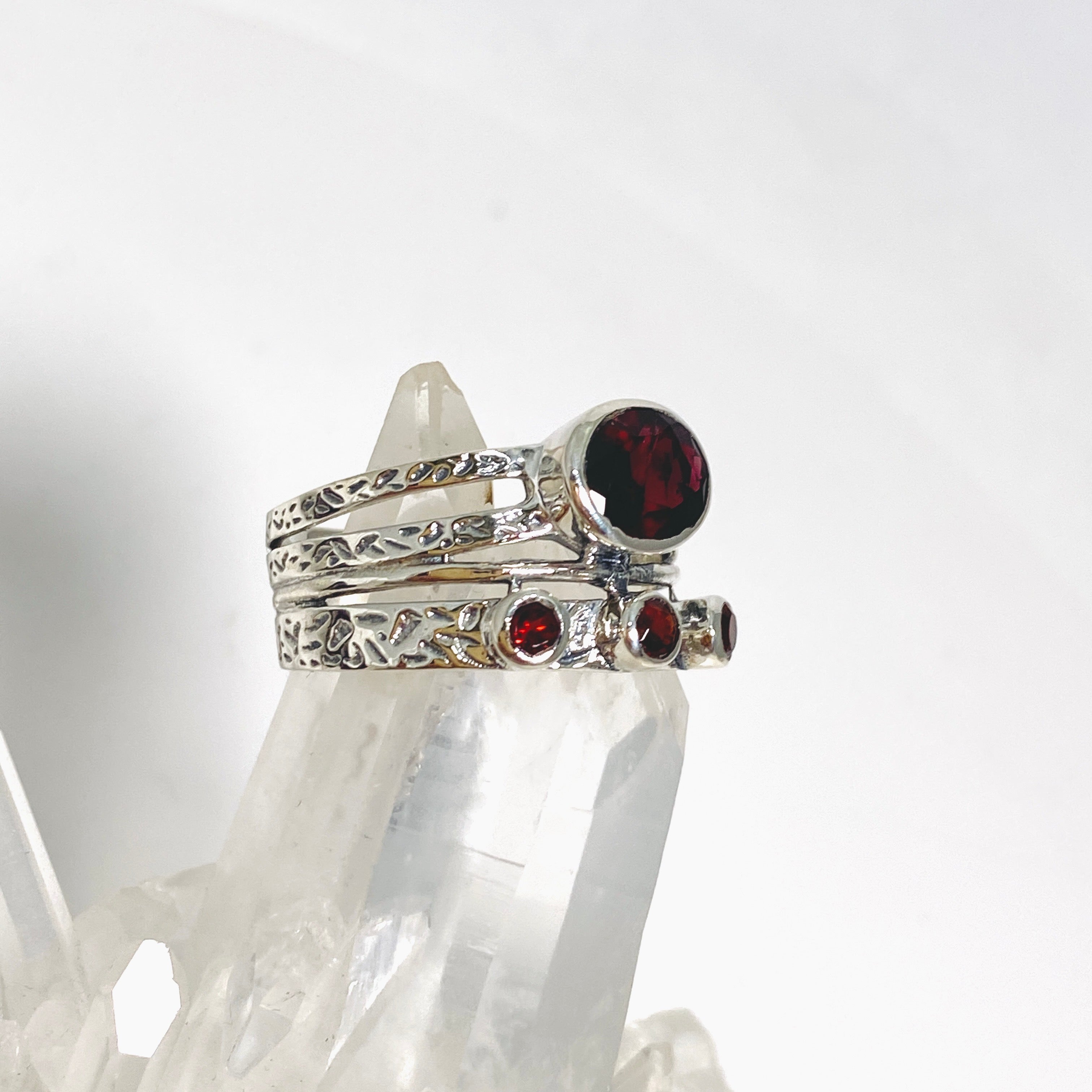 Garnet Multi-Stone Faceted Gemstone Ring R3783 - Elegant Handmade Jewelry for Women, Perfect for Weddings, Parties & Special Occasions