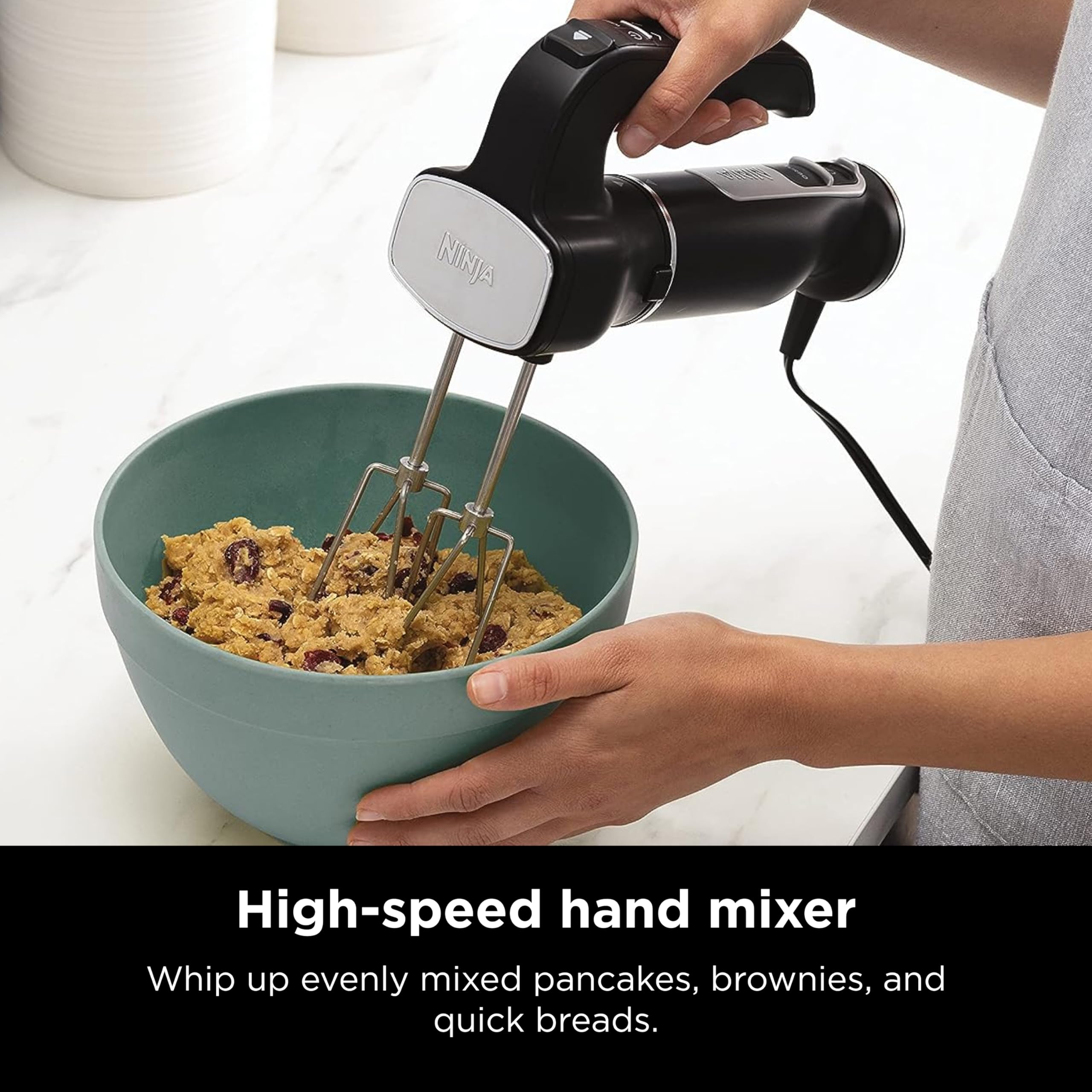 Ninja Foodi Power Mixer System - 750W Handheld Immersion Blender & Electric Hand Mixer Combo with Whisk, Beaters & 3-Cup Blending Vessel (120V, Black) - Perfect for Smoothies, Soups, Baking & Kitchen Prep