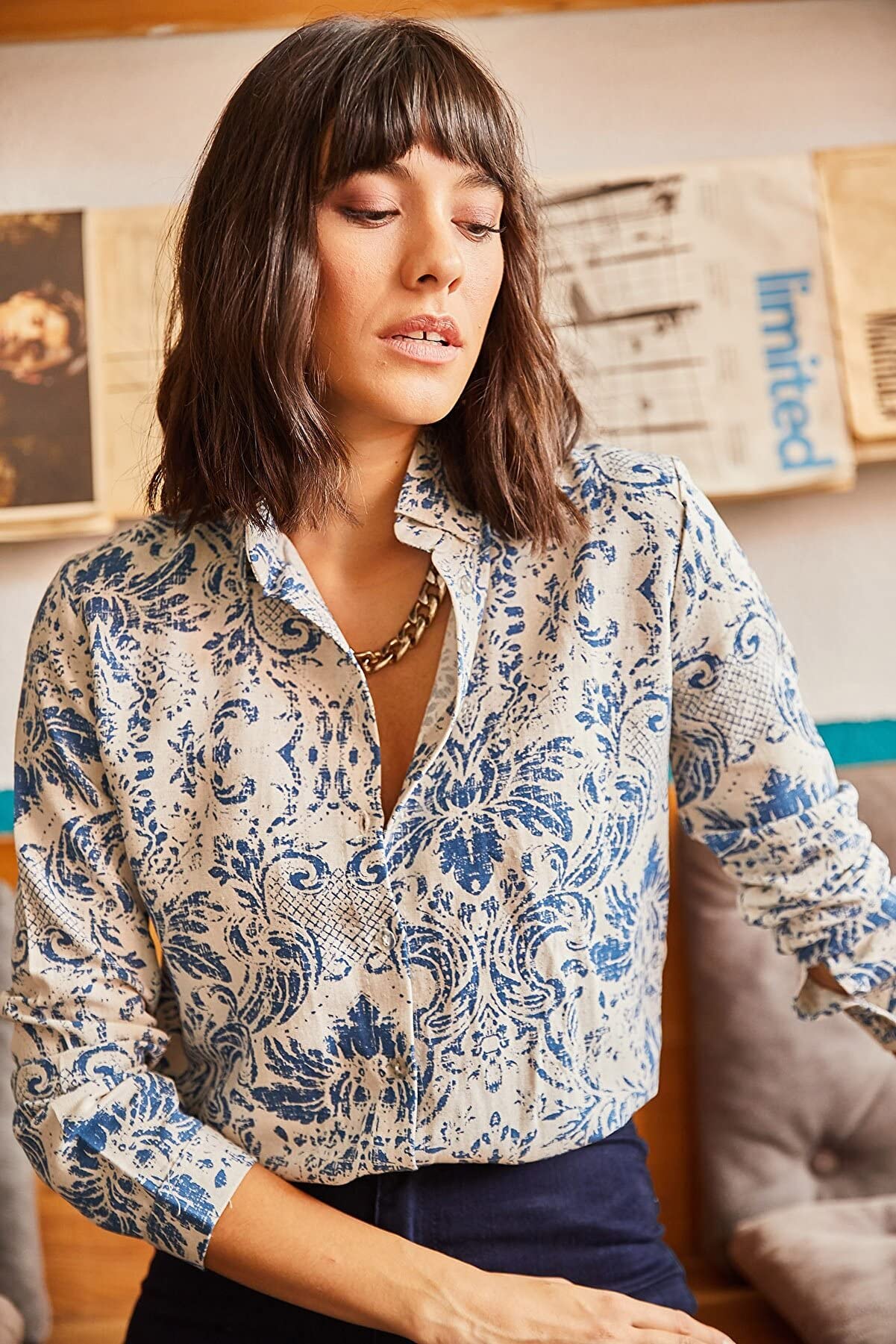 Stylish Women's Long Sleeve Button Down Blouses - Fashionable Dressy Casual Tops for Work, Office & Everyday Wear | Trendy Button-Up Shirts for Women