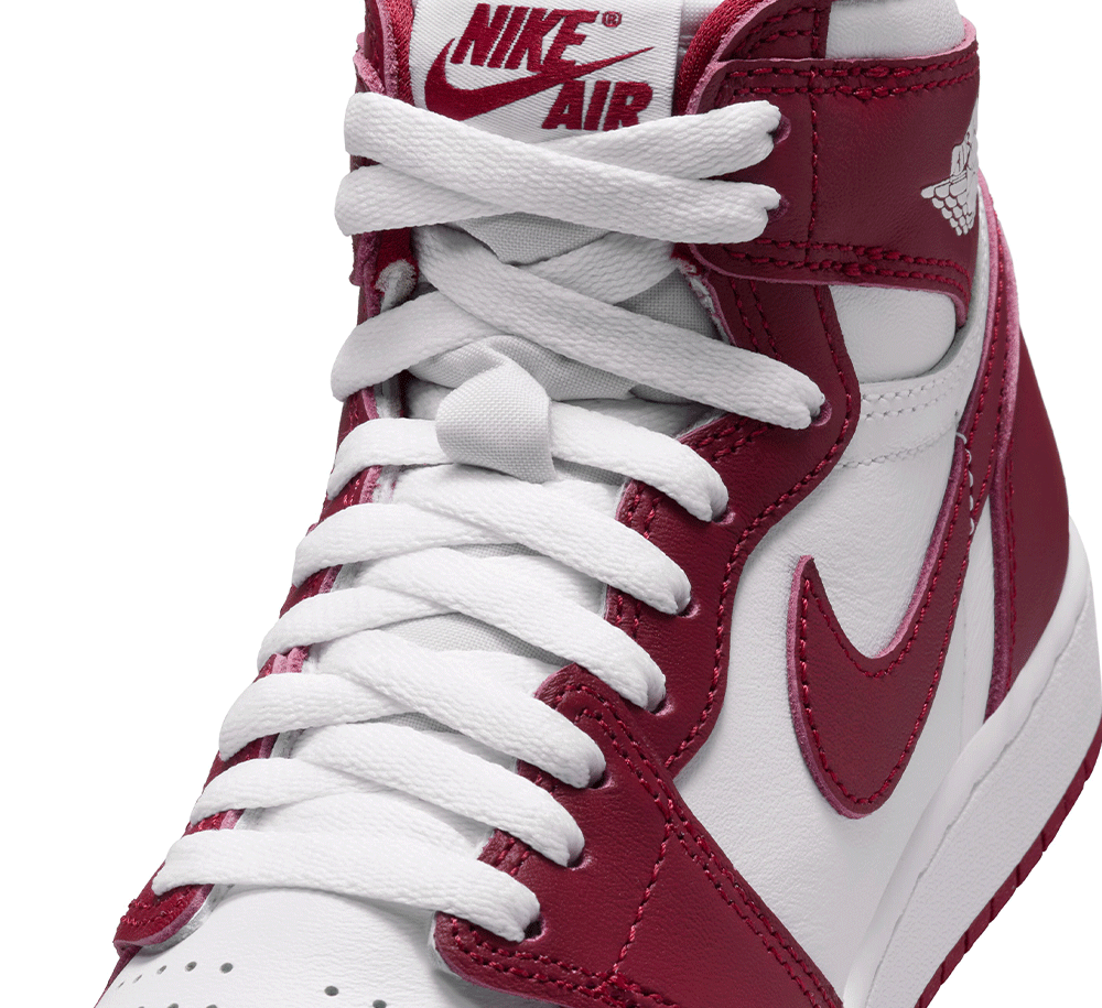 Air Jordan 1 High OG (GS) Retro Basketball Shoes for Kids - Classic Sneakers for School, Sports & Streetwear Fashion