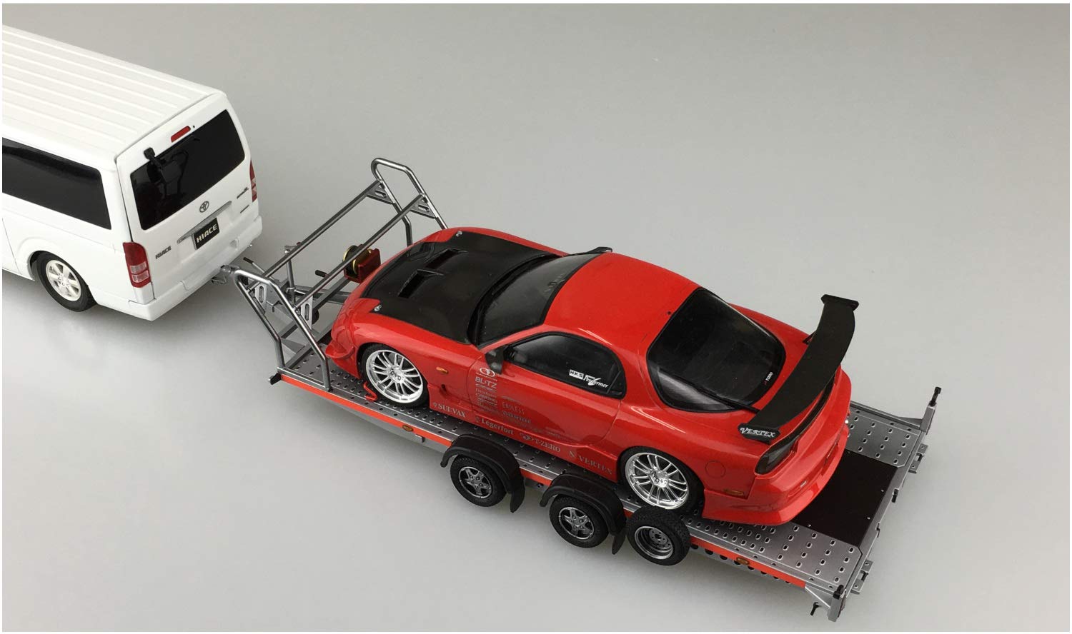 Aoshima Brian James Trailers A4 Transporter 1:24 Scale Diecast Model Car Kit - Perfect for Collectors, Hobbyists & DIY Enthusiasts
