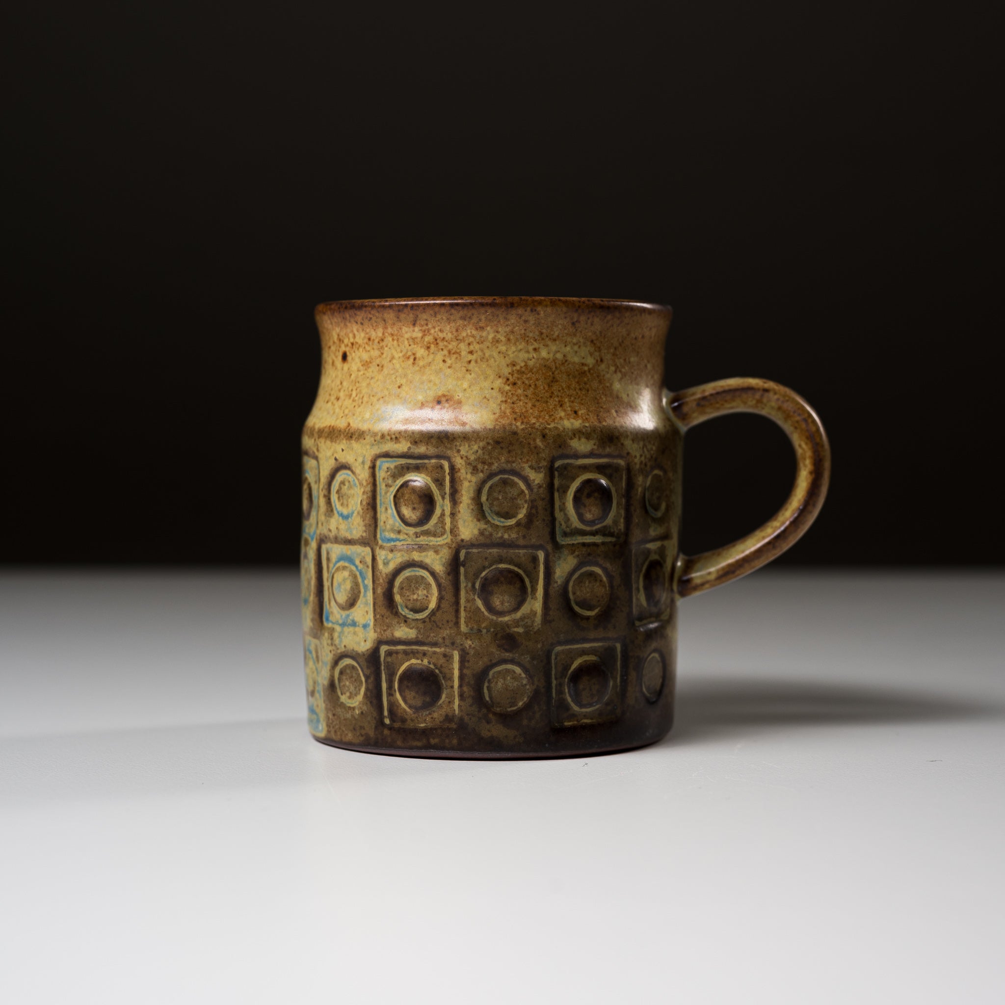 Seto Ware KASHIWA Dot Small Mug Cup - 140ml Japanese Ceramic Tea Cup for Coffee, Tea & Matcha - Perfect for Home, Office & Gifts