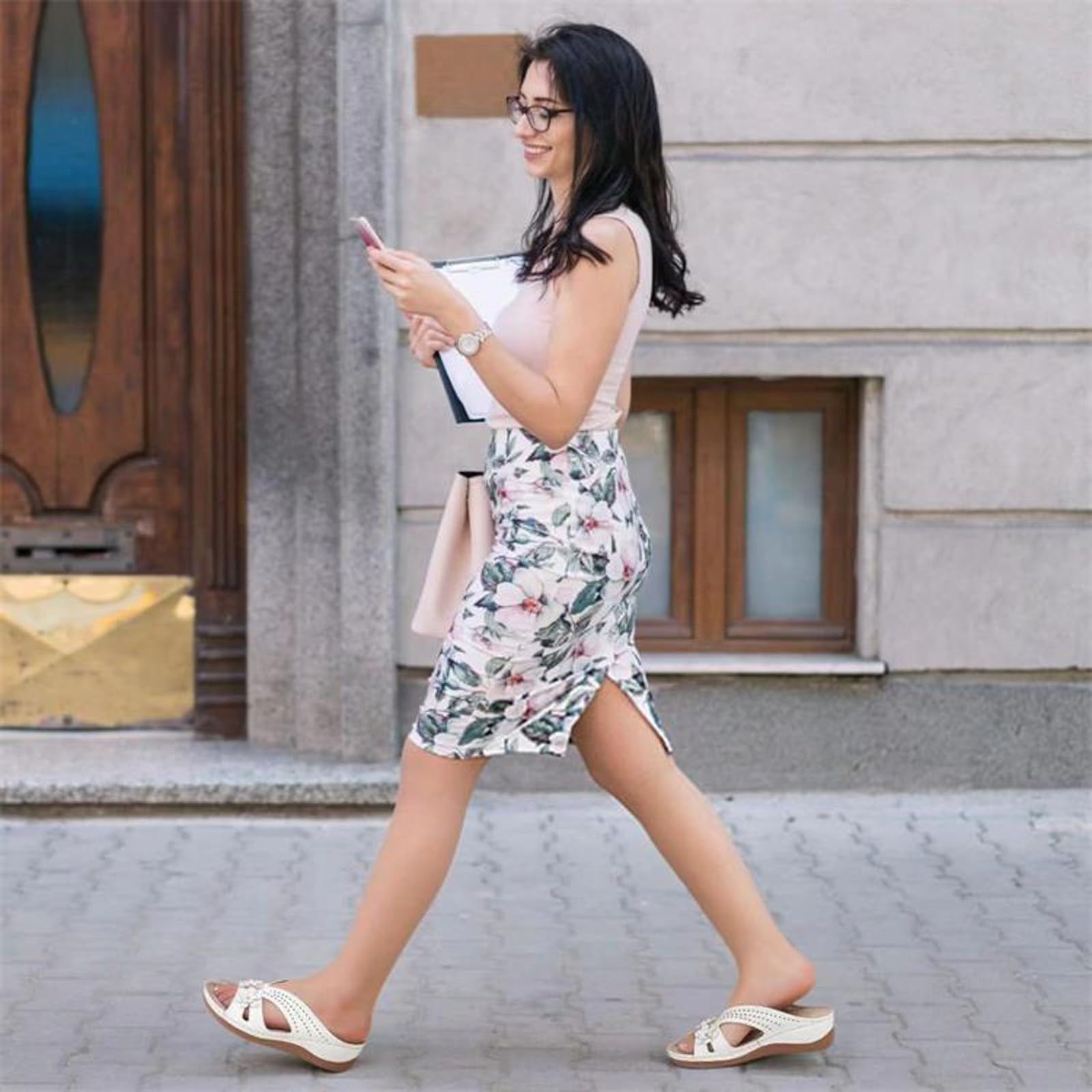 **Peqiut Women's Orthopedic Sandals with Arch Support – Comfortable Wedge Flip Flops for Walking, 2024 – Perfect for Beach, Travel & Everyday Wear**