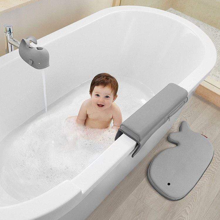 Skip Hop Moby Bathtime Essentials - Baby Bath Toy Set with Water Scoop & Spout Cover - Fun & Safe Bath Time for Toddlers & Infants - Perfect for Splash Play & Learning in Tub