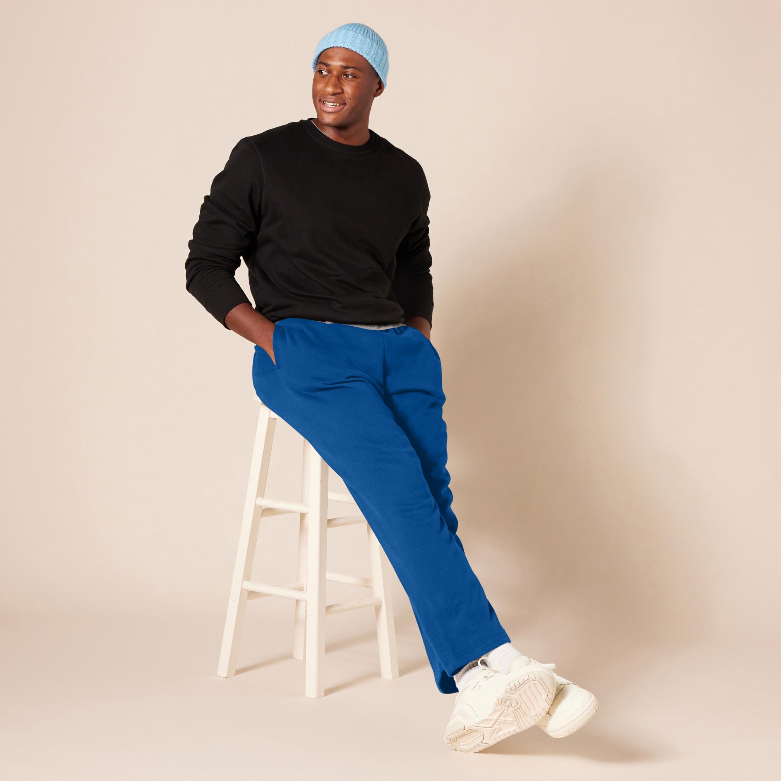 Amazon Essentials Men's Fleece Open Bottom Sweatpants - Comfortable Casual Lounge Pants for Big & Tall Sizes - Perfect for Home Relaxation, Gym Wear & Running Errands