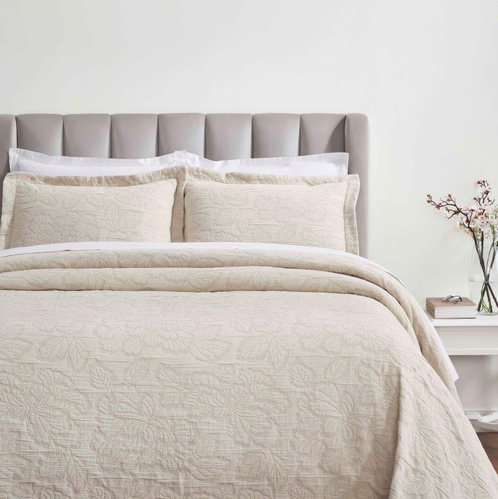 Hibiscus Cotton Medium Weight Matelasse Woven Bedspread and Sham Set - Queen Size, Floral Design, Soft & Breathable - Perfect for Master Bedroom, Guest Room, or Vacation Home Decor
