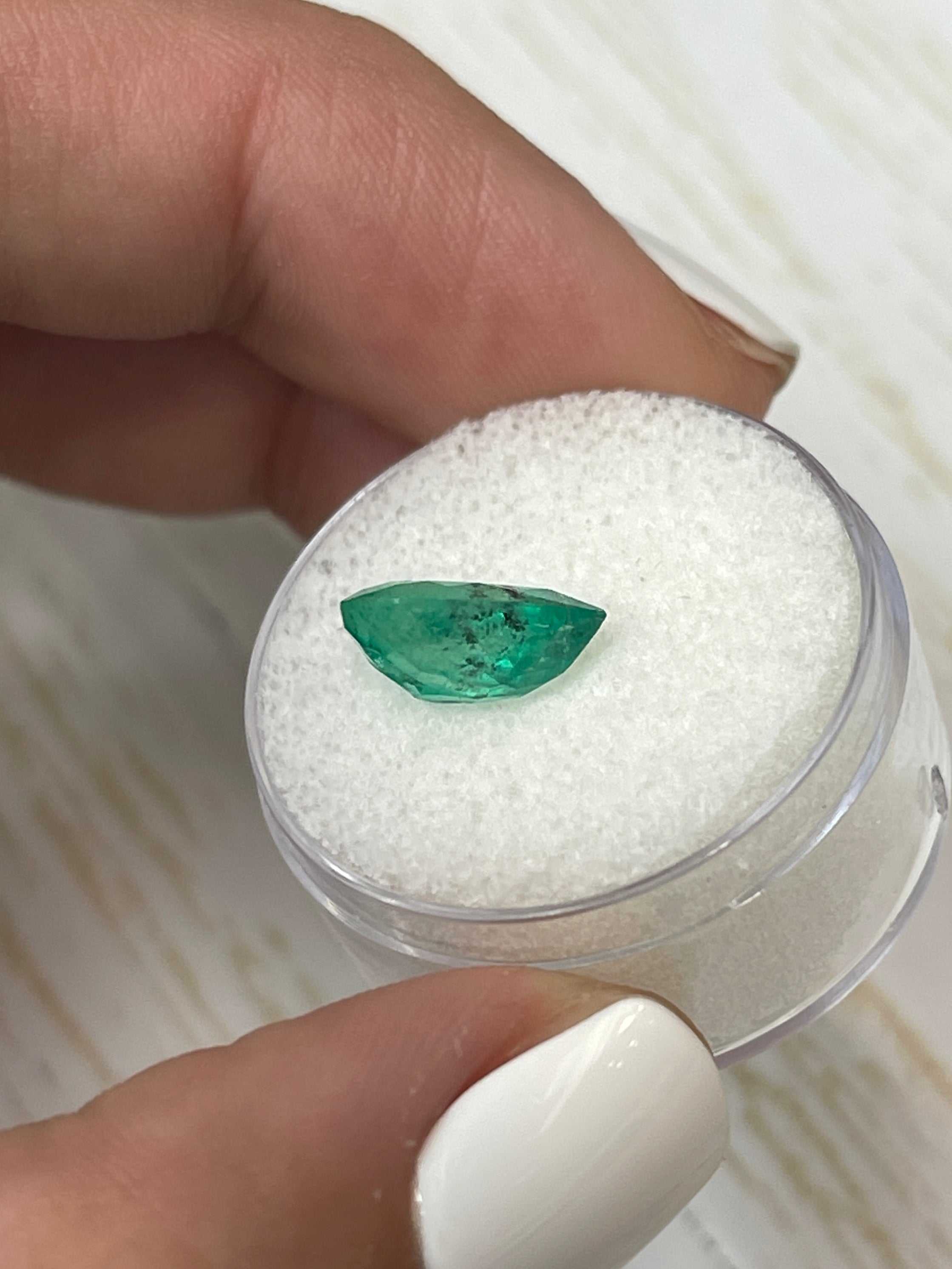 2.77 Carat Natural Green Colombian Emerald Pear Cut Loose Gemstone for Jewelry Making - Engagement Rings, Necklaces & Earrings