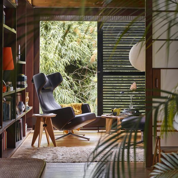 Grand Repos Chair - Ergonomic Recliner for Ultimate Comfort - Perfect for Living Room, Office & Relaxation