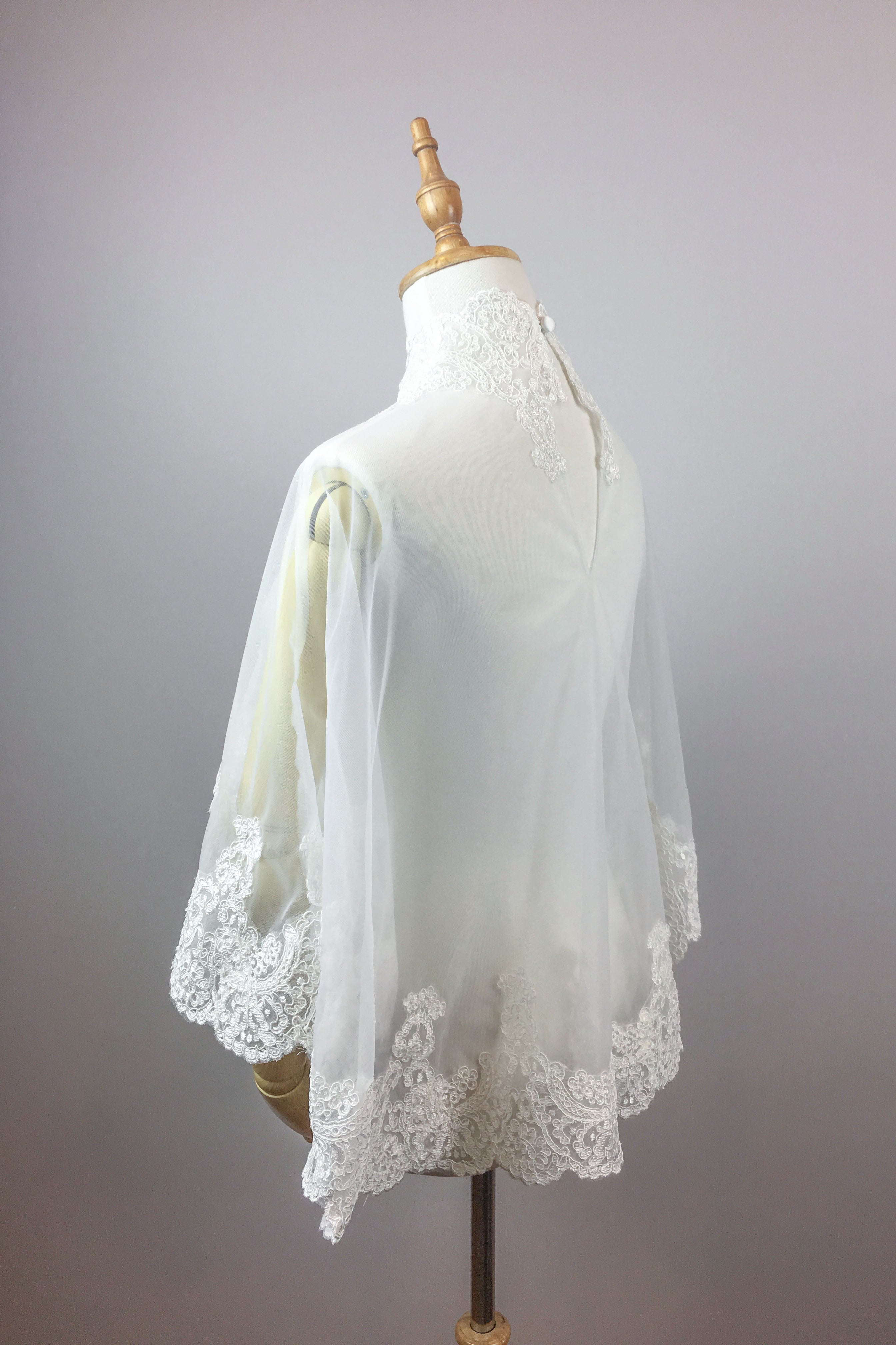 Elegant Lace Bolero Bridal Cover Up - Summer Wedding Shawl for Brides & Bridesmaids - Perfect for Beach, Garden & Outdoor Ceremonies