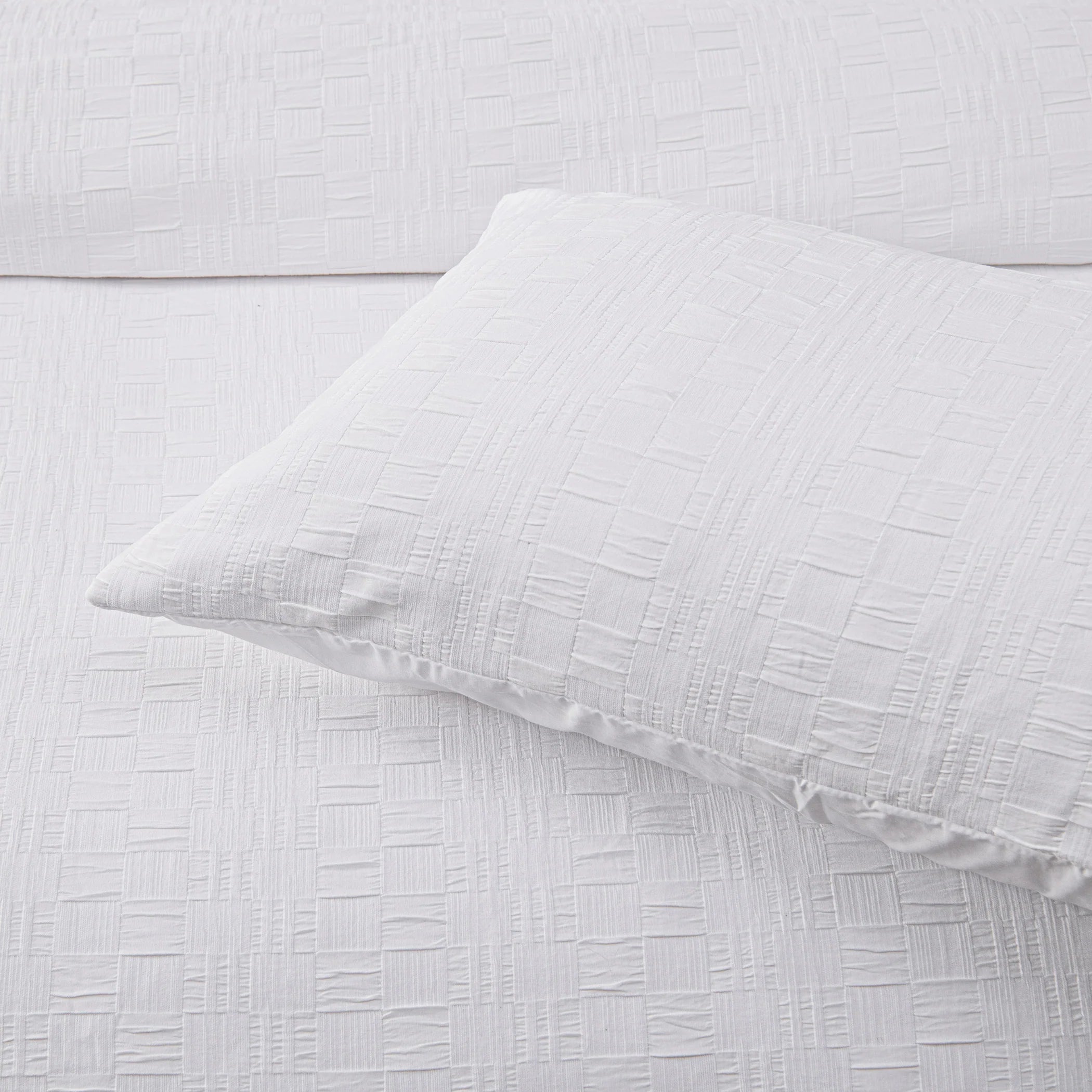 Premium Cosmo White Quilt Cover Set by Bianca - Soft Luxury Bedding for Master Bedroom & Guest Room Decor