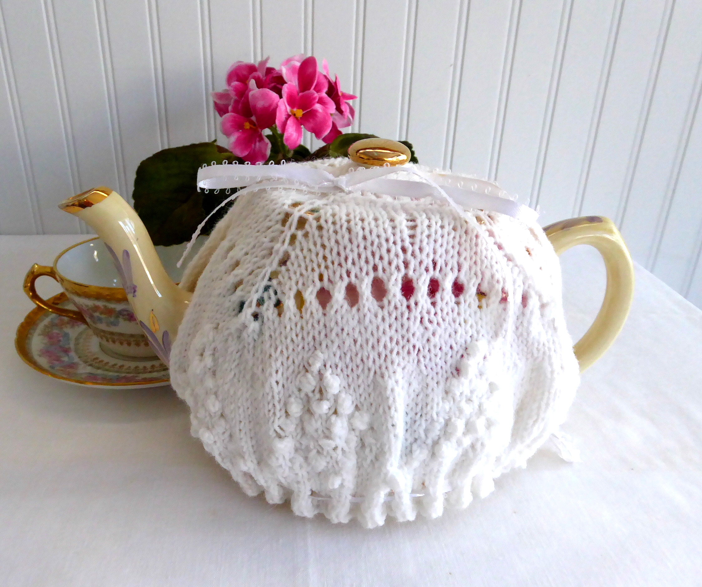 Hand Knit White Tea Cozy with Popcorn Stitch - Medium Stretchable Knitted Tea Pot Cover for English Breakfast, Herbal Tea & Coffee Makers - Perfect for Home, Office & Gift Giving