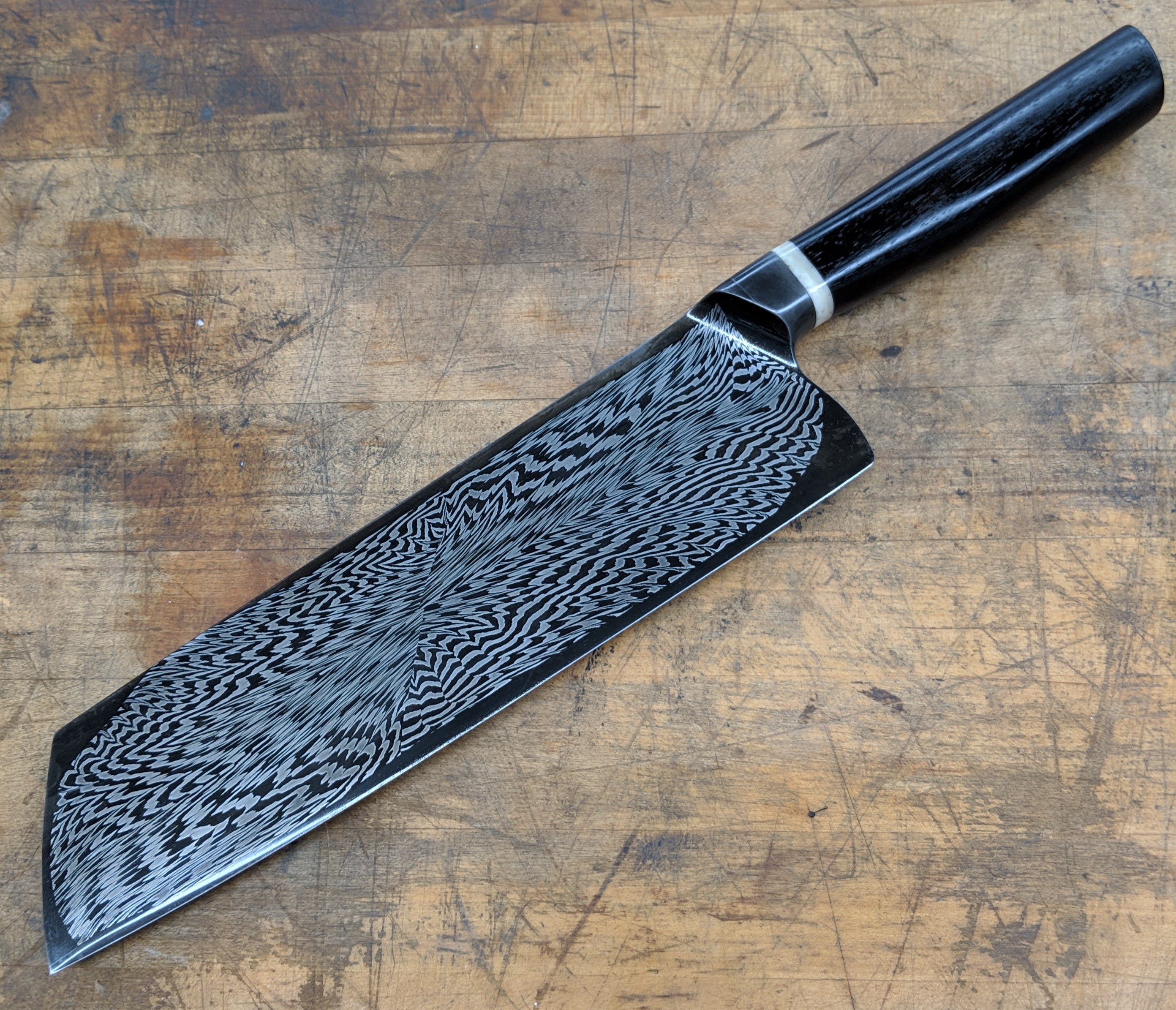 Blade and Hammer 9-Inch Damascus Steel Nakiri Knife - Professional Japanese Vegetable Knife for Chopping, Slicing & Dicing - Perfect for Home Chefs & Professional Kitchens