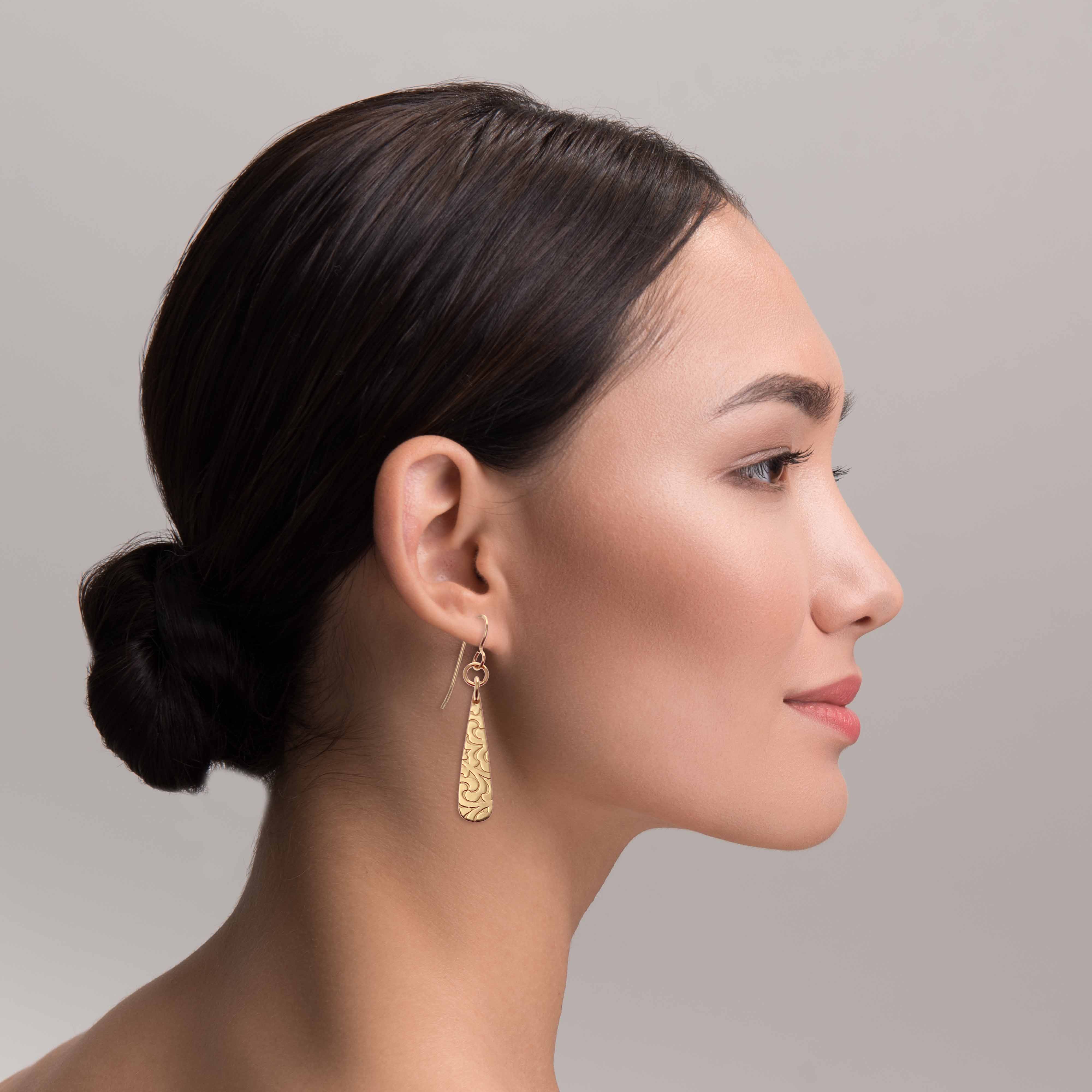 Elegant Damask Embossed Mini Bronze Teardrop Earrings for Women - Vintage Dangle Jewelry for Parties, Weddings & Date Nights