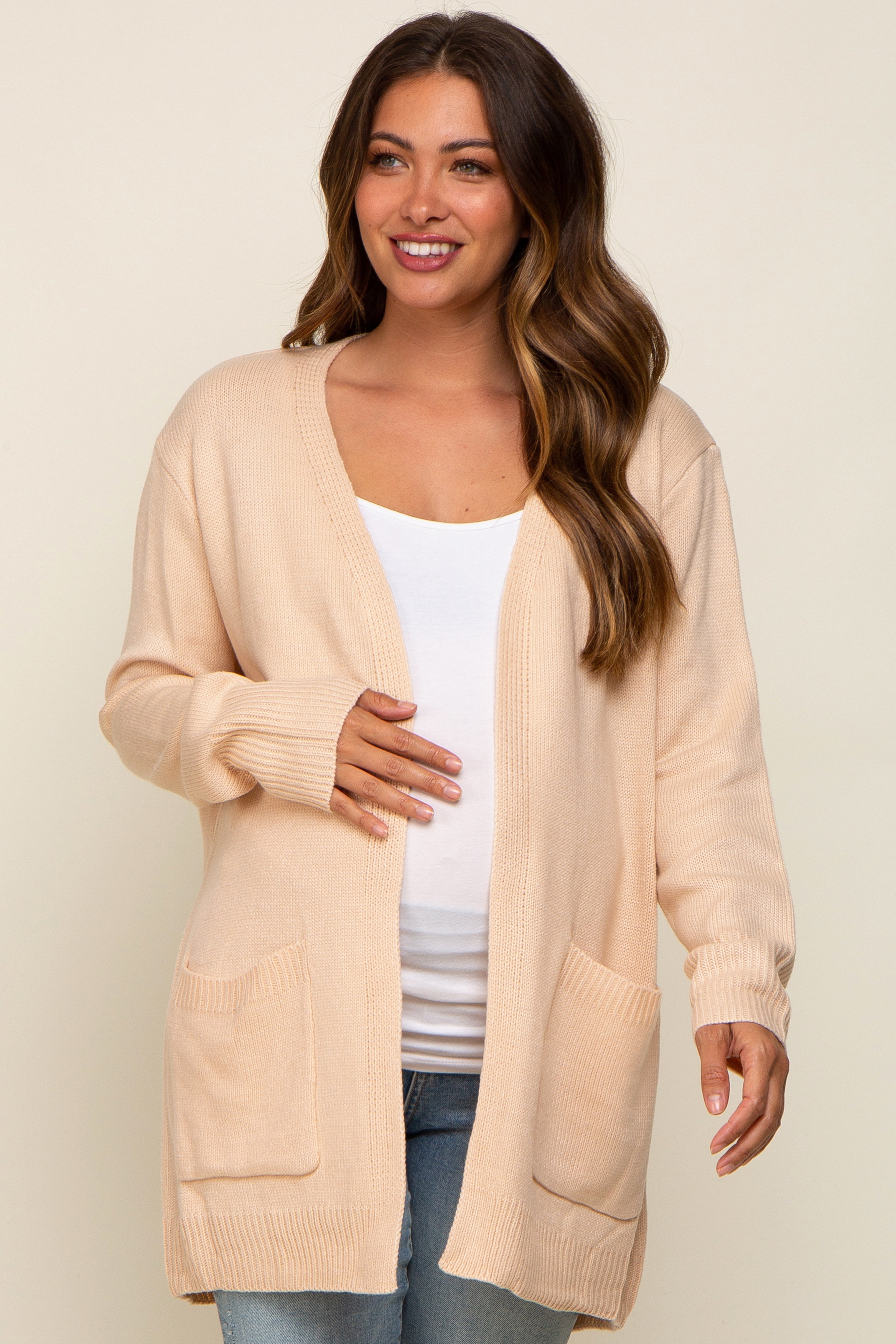 Soft Beige Maternity Cardigan with Front Pockets - Cozy Knit Sweater for Pregnancy & Nursing - Perfect for Casual Wear, Office & Baby Showers