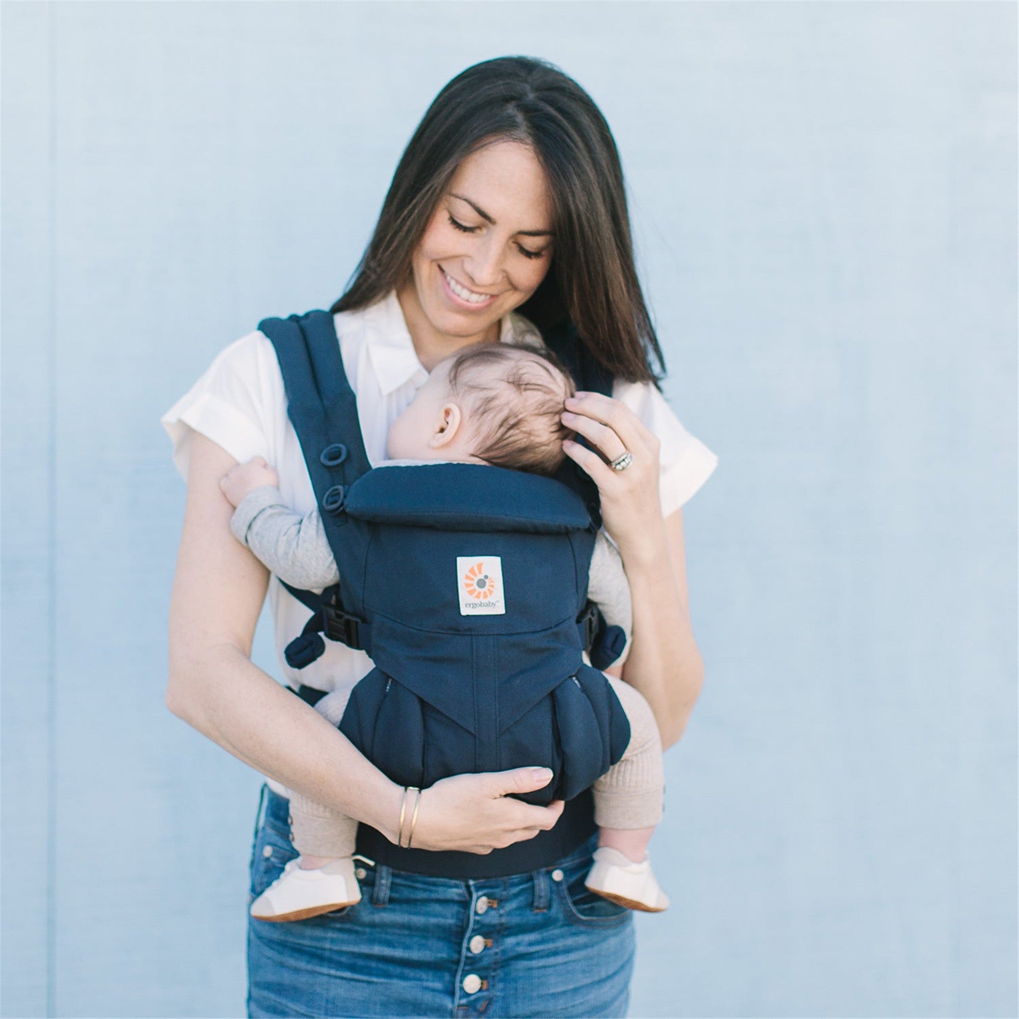 Ergobaby Omni 360 Baby Carrier - Adjustable & Ergonomic Infant Carrier for Newborn to Toddler (0-48 Months) - Midnight Blue - Perfect for Hands-Free Parenting, Hiking & Travel
