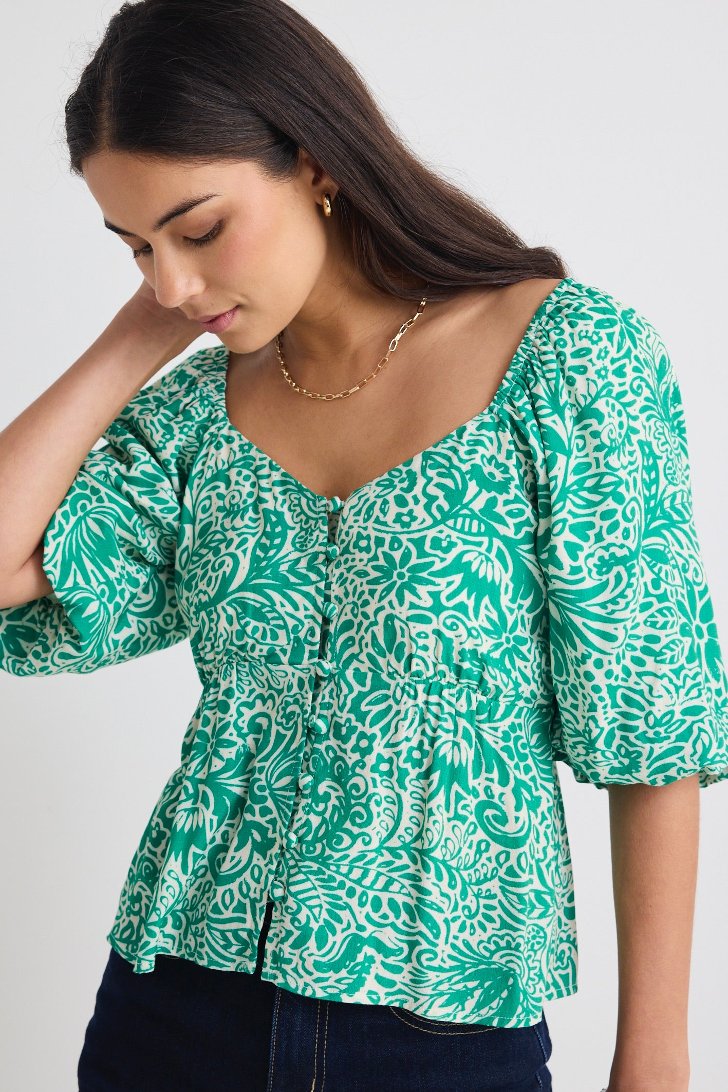 Amulet Green Batik Print Sweetheart Neck Short Sleeve Top - Stylish Floral Summer Blouse for Women, Perfect for Beach Vacations & Casual Outings