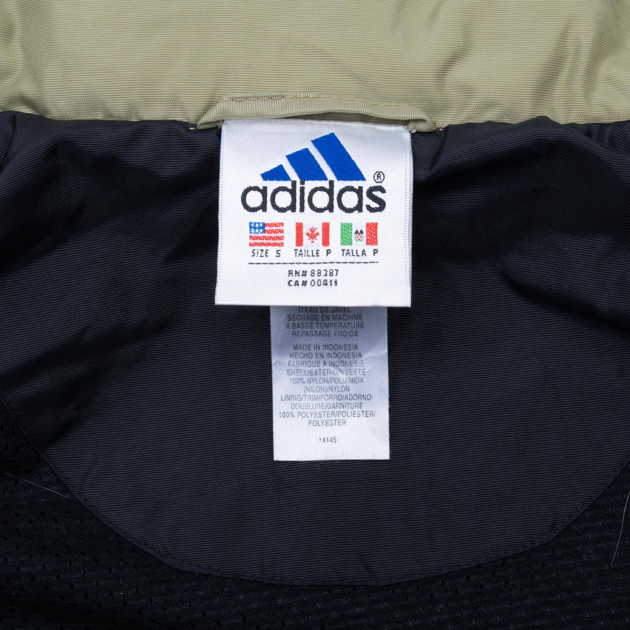Vintage Adidas Black Windbreaker Jacket 1990s Small - Retro 90s Sportswear for Running, Hiking & Casual Wear