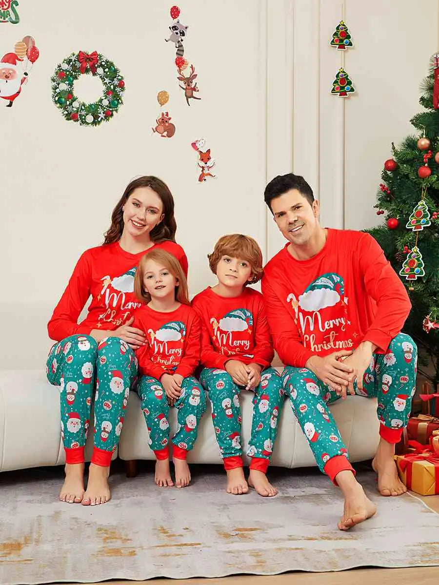 **Family Matching Christmas Pajamas Sets - Cozy Holiday Sleepwear for Kids & Adults - Perfect for Christmas Morning & Family Photos**