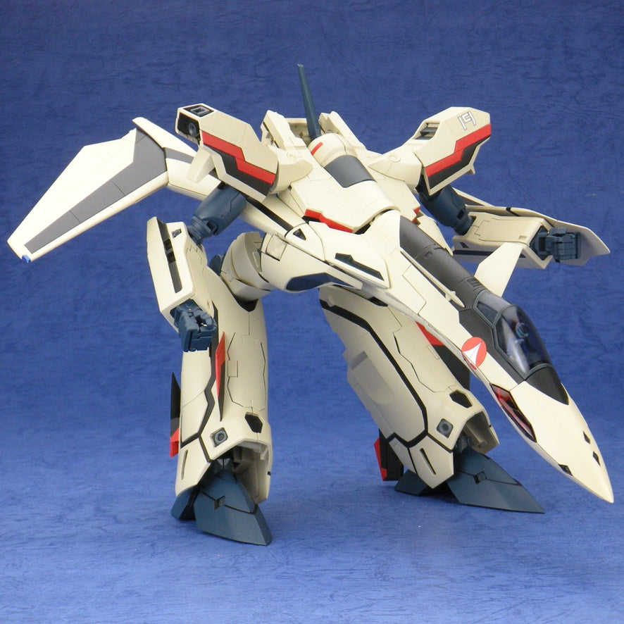 Arcadia Macross Plus 1/60 VF-19 Valkyrie with Fast Pack - 40th Anniversary Limited Edition Collectible Action Figure - Perfect for Anime Fans, Model Collectors & Sci-Fi Decor