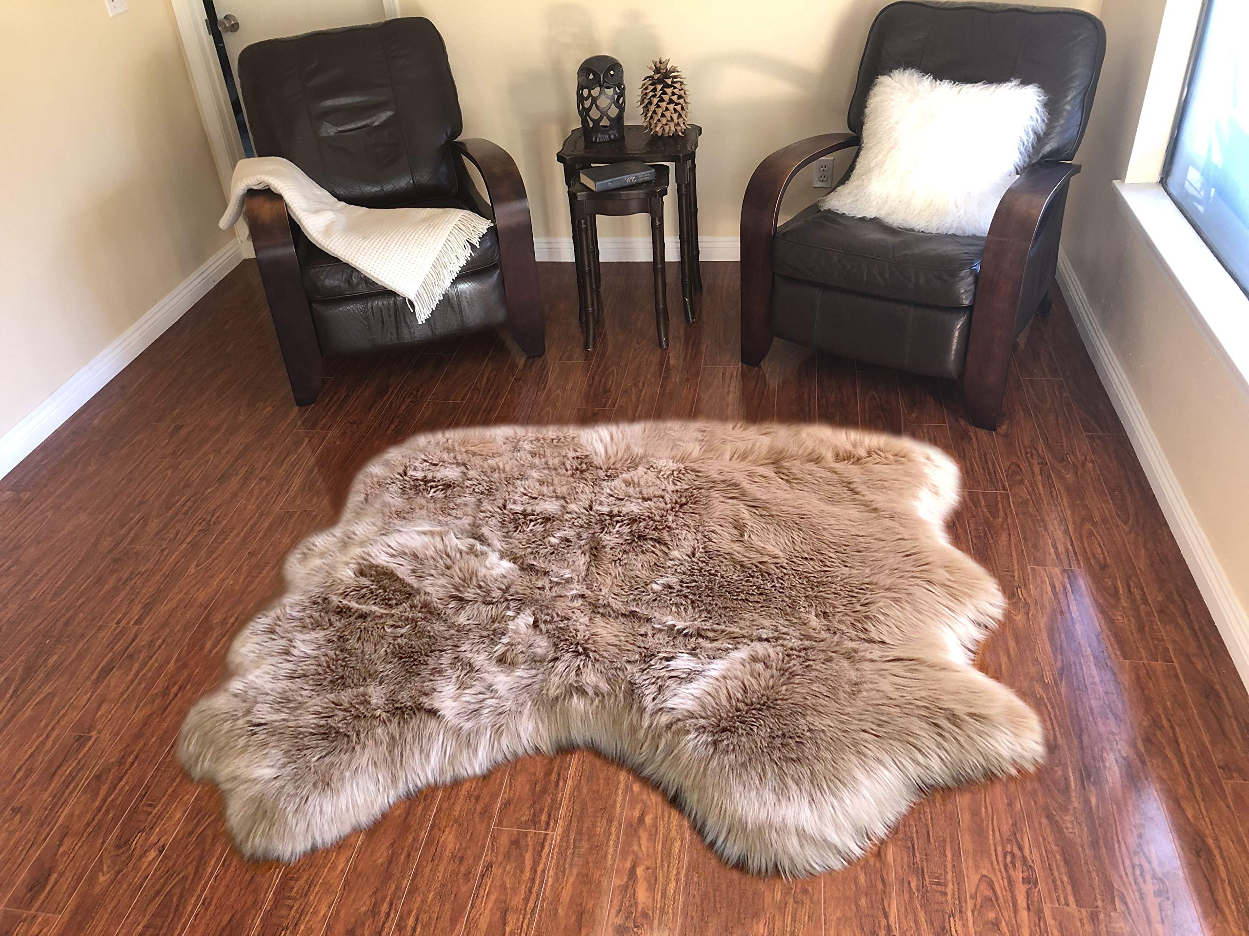 LAMBZY Genuine Sheepskin Area Rug - 3' x 3'2