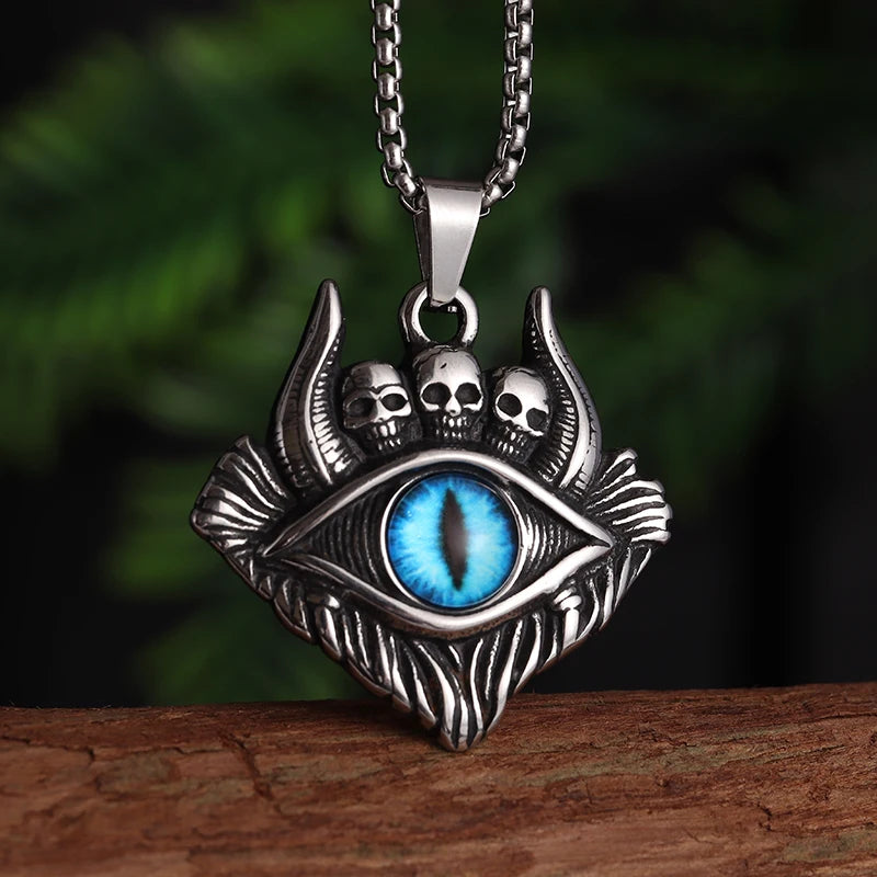 Eye of Horus Pendant Necklace - Ancient Egyptian Protection Amulet Jewelry for Men & Women - Perfect for Spiritual Healing, Meditation & Fashion Accessories
