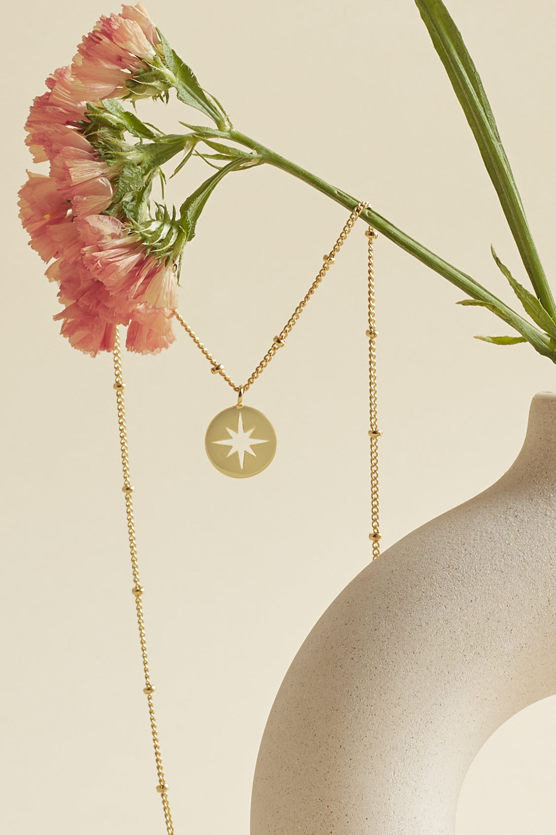 Starburst Disc Necklace - Elegant Gold Pendant for Women, Trendy Layering Jewelry - Perfect for Everyday Wear, Parties & Gifts