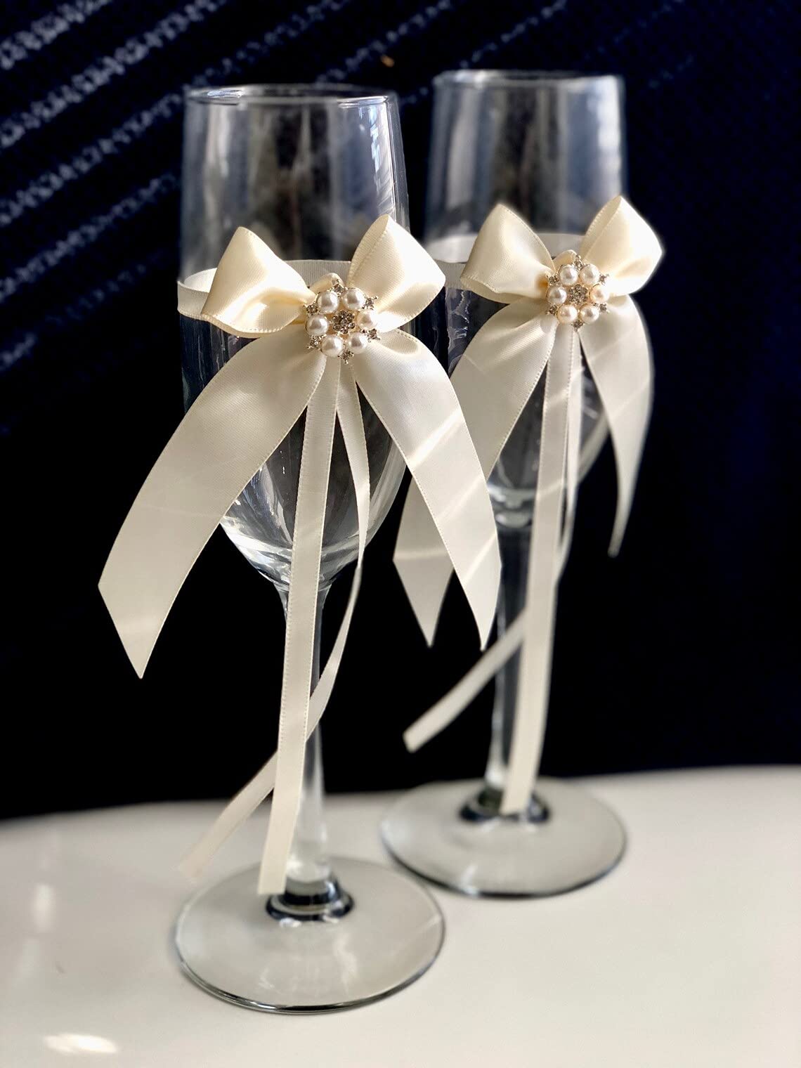 Ivory Flower Girl Basket and Ring Bearer Pillow Set - Wedding Ceremony Accessories for Flower Girls, Bridal Shower Gift, Elegant Off-White Flower Basket and Ring Pillow Combo (1 Pillow + 1 Basket) - Perfect for Wedding Procession, Ring Exchange, and Bridal Party Photos