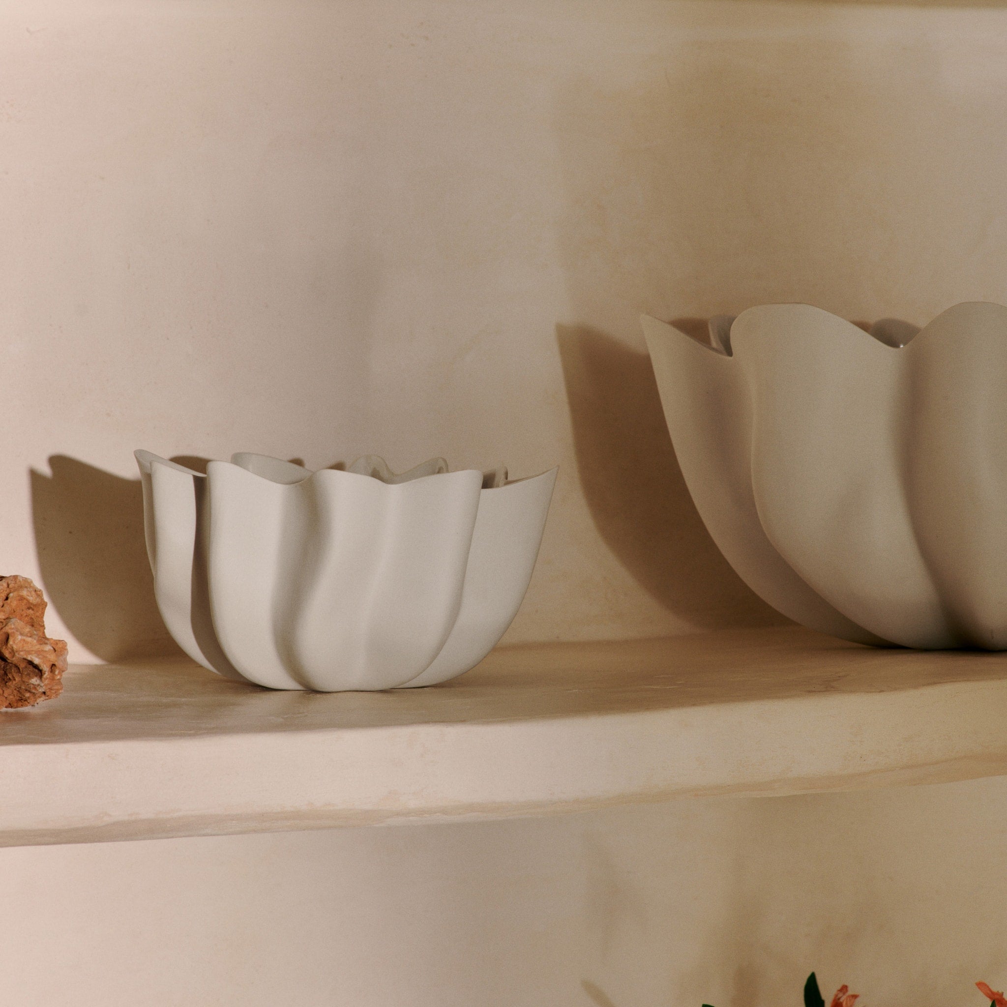 FERM LIVING Nium Bowl - 14.2 Inch Large Ceramic Serving Bowl in Off White - Perfect for Salads, Pasta, Fruit Display & Modern Tableware Decor