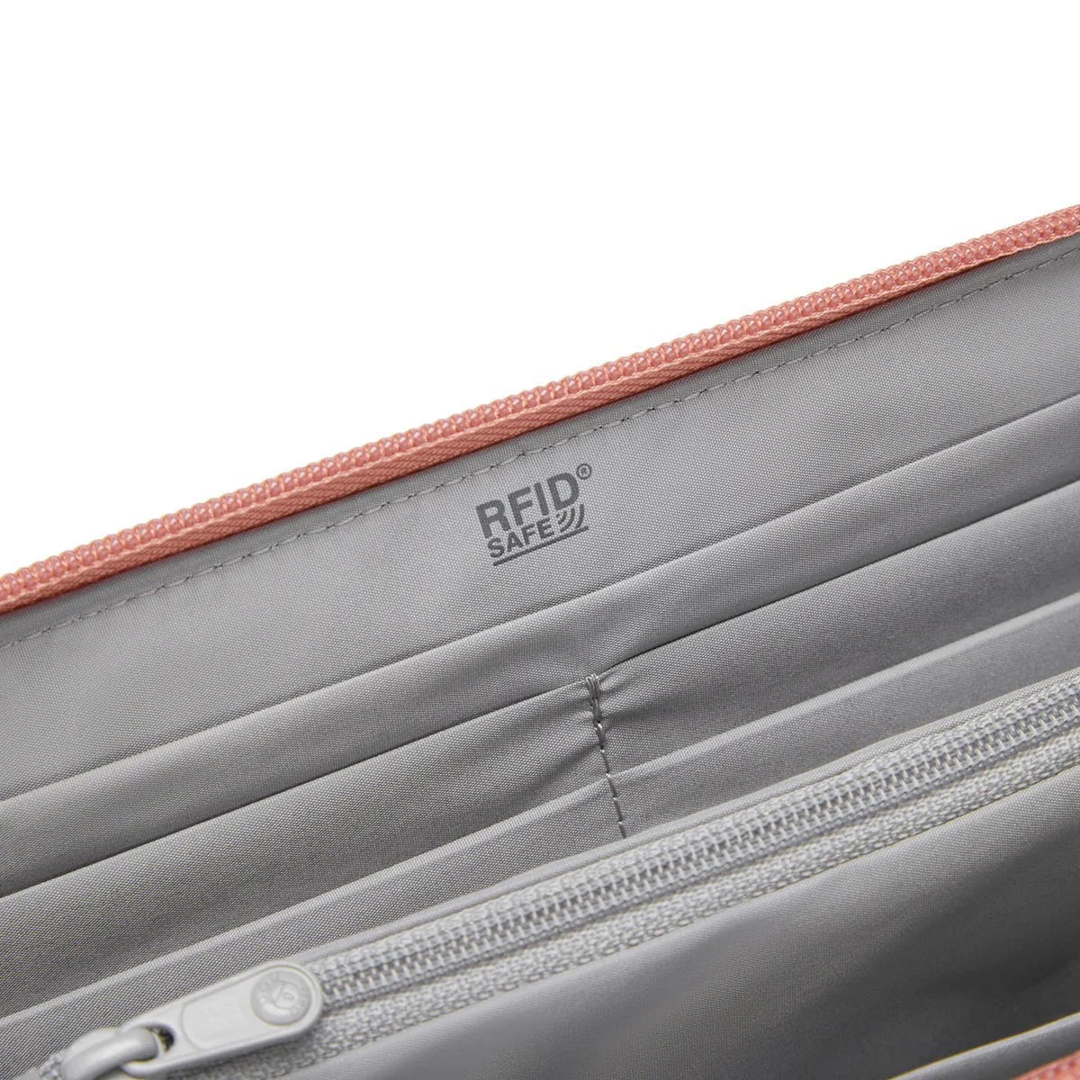 Pacsafe RFIDsafe™ RFID Blocking Continental Wallet - Secure Travel Wallet for Credit Cards & Passport - Perfect for International Trips & Daily Commute