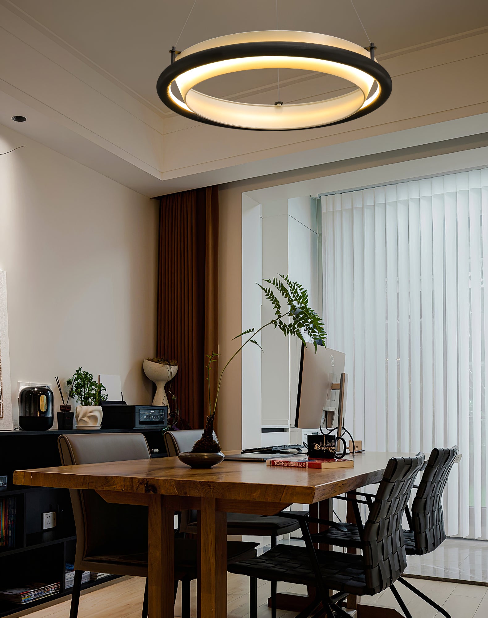 Archelo Modern Pendant Light - Sleek Hanging Fixture for Kitchen Island, Dining Room & Bedroom - Adjustable Height & Dimmable LED Lighting - Perfect for Home Decor & Interior Design