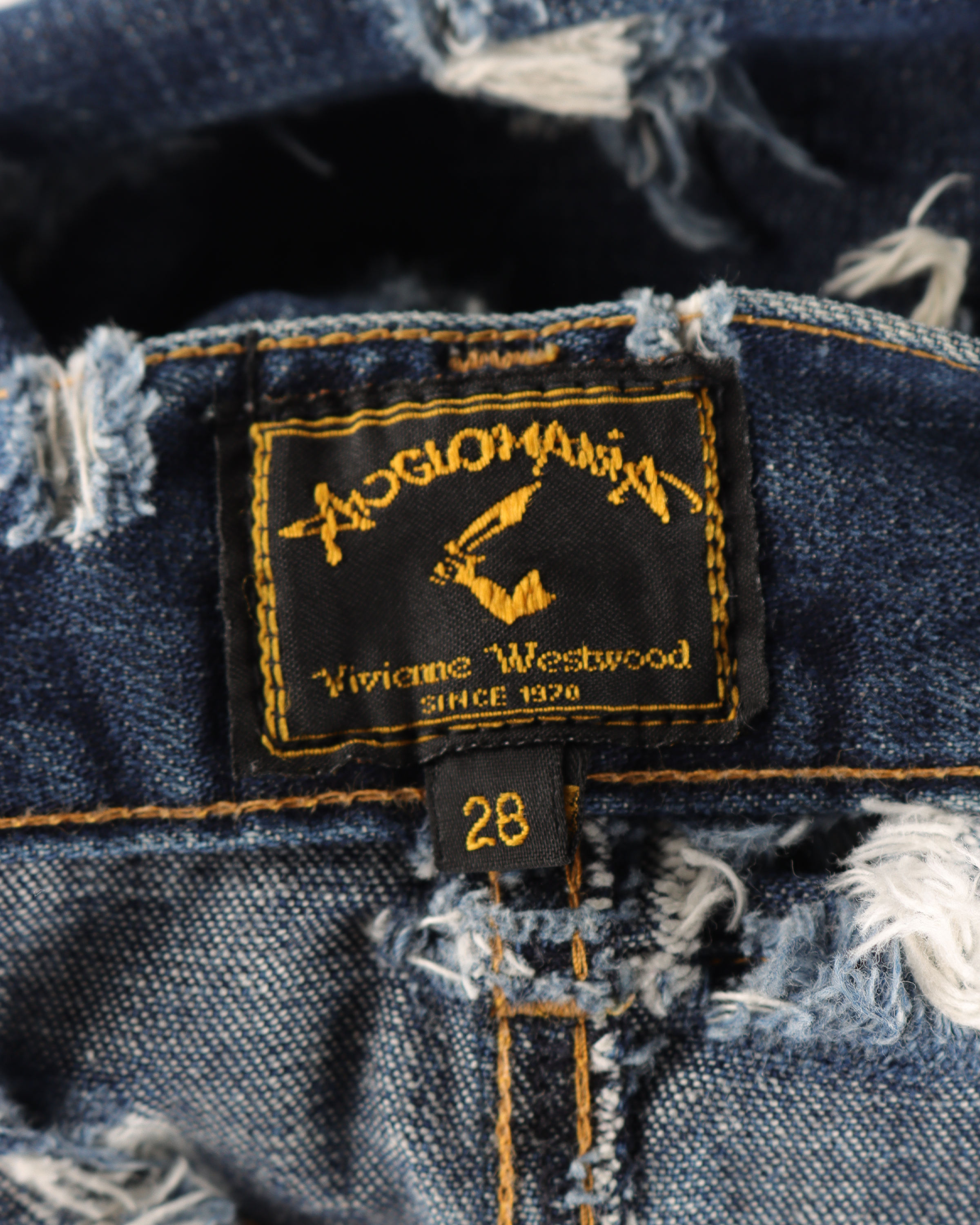 Vintage 90s Distressed Denim Jeans - Ripped, Slashed & Pulled Style for Women | Perfect for Casual Wear, Street Fashion & Retro Outfits