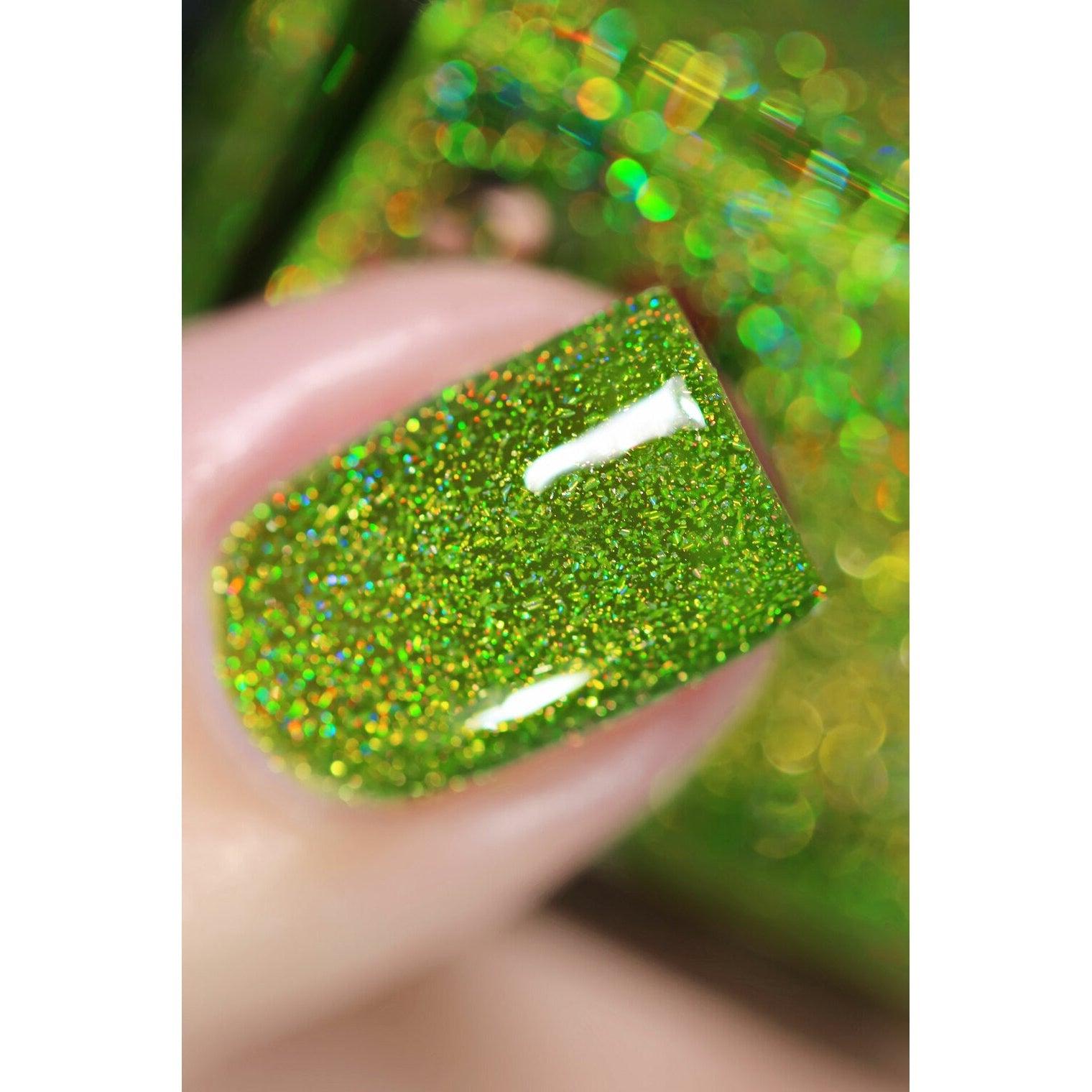 Cirque Colors Peridot Green Nail Polish - 0.37 oz Long Lasting Vegan & Cruelty Free - Perfect for Manicures, Pedicures & Nail Art Designs