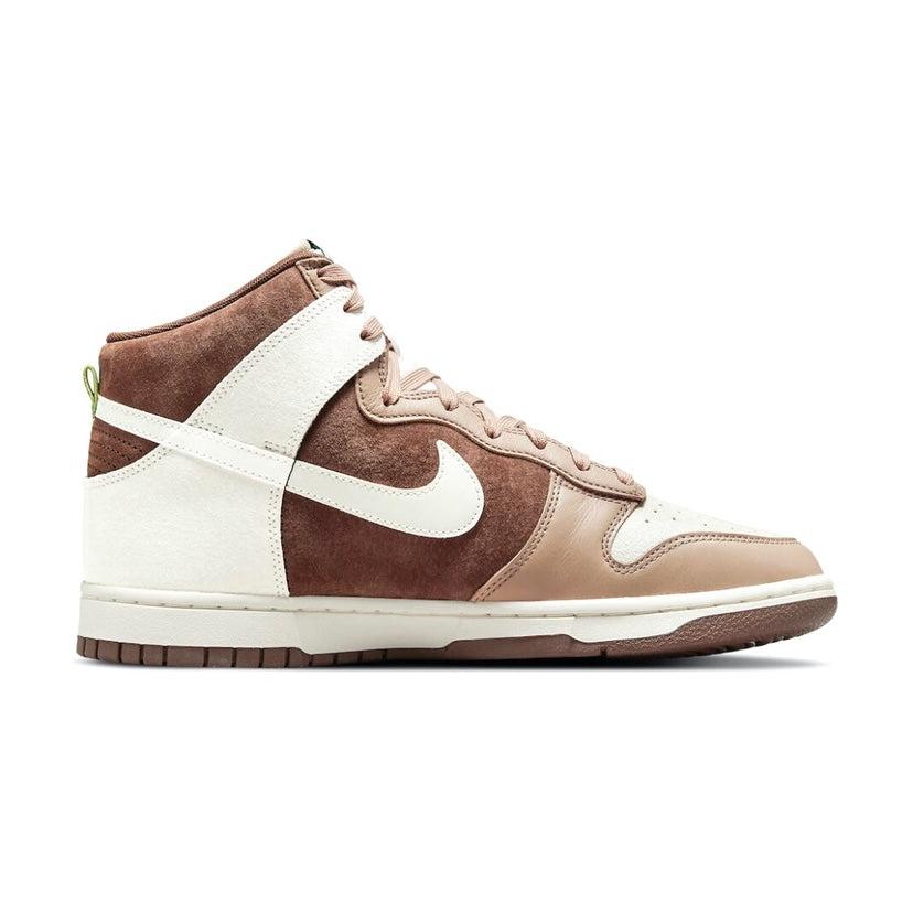 Nike Dunk High Sneakers - Khaki Chocolate Sail Colorway - Men's & Women's Basketball Shoes for Casual Wear & Street Style
