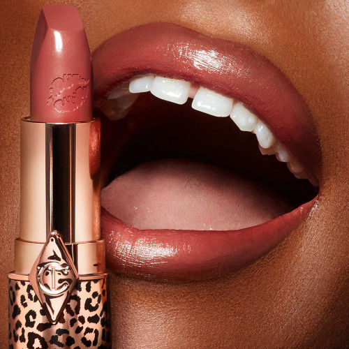 Charlotte Tilbury Hot Lips 2 Matte Lipstick - Long Lasting, Hydrating Lip Color with Vitamin E | Perfect for Date Night, Parties & Everyday Wear
