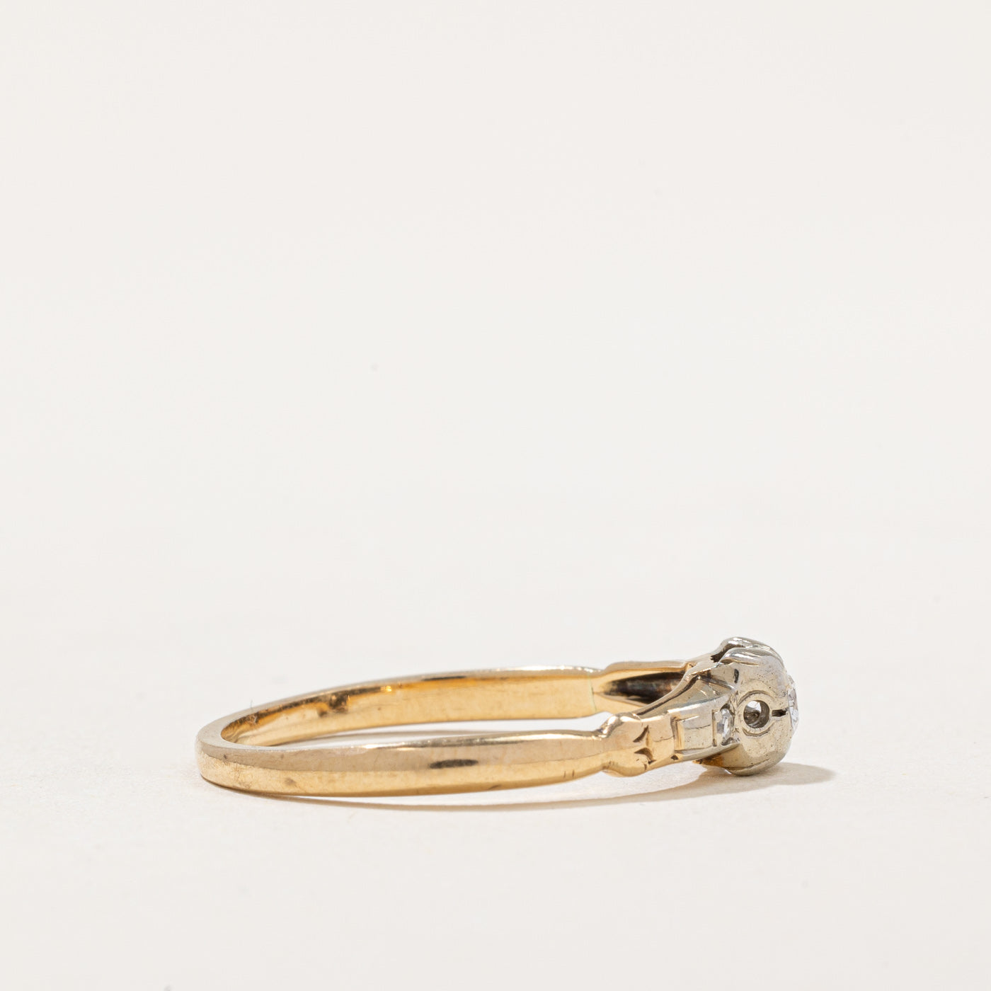 0.11ctw Flush Set Diamond Ring for Women - Size 8 | Minimalist Wedding Band, Anniversary Gift, Everyday Elegance Jewelry