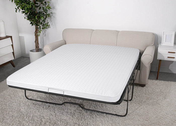Waterproof Hypoallergenic Sleeper Mattress Protector - Queen Size, Fitted Sheet Style for Bed Bug & Dust Mite Protection - Ideal for Allergy Sufferers, Kids & Guest Rooms