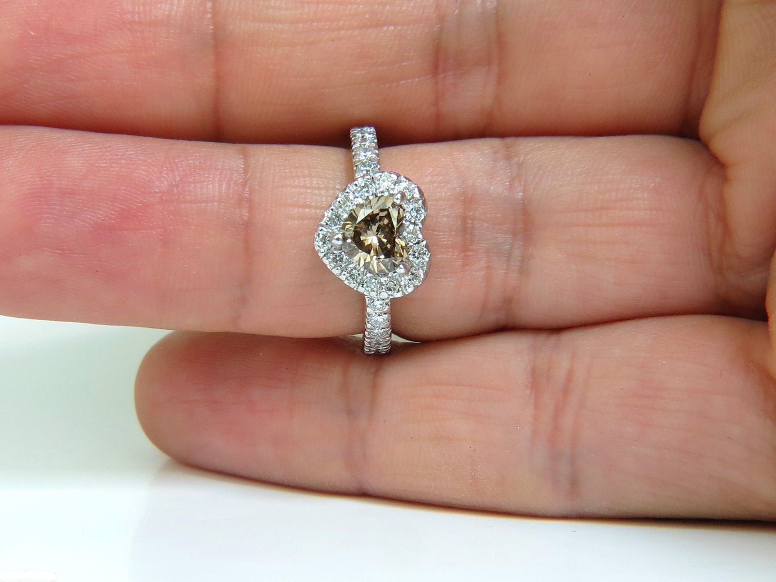1.37CT Natural Fancy Bright Brown Heart Cut Halo Diamond Ring in 14KT Gold VS Clarity - Perfect for Engagement, Anniversary & Romantic Gifts