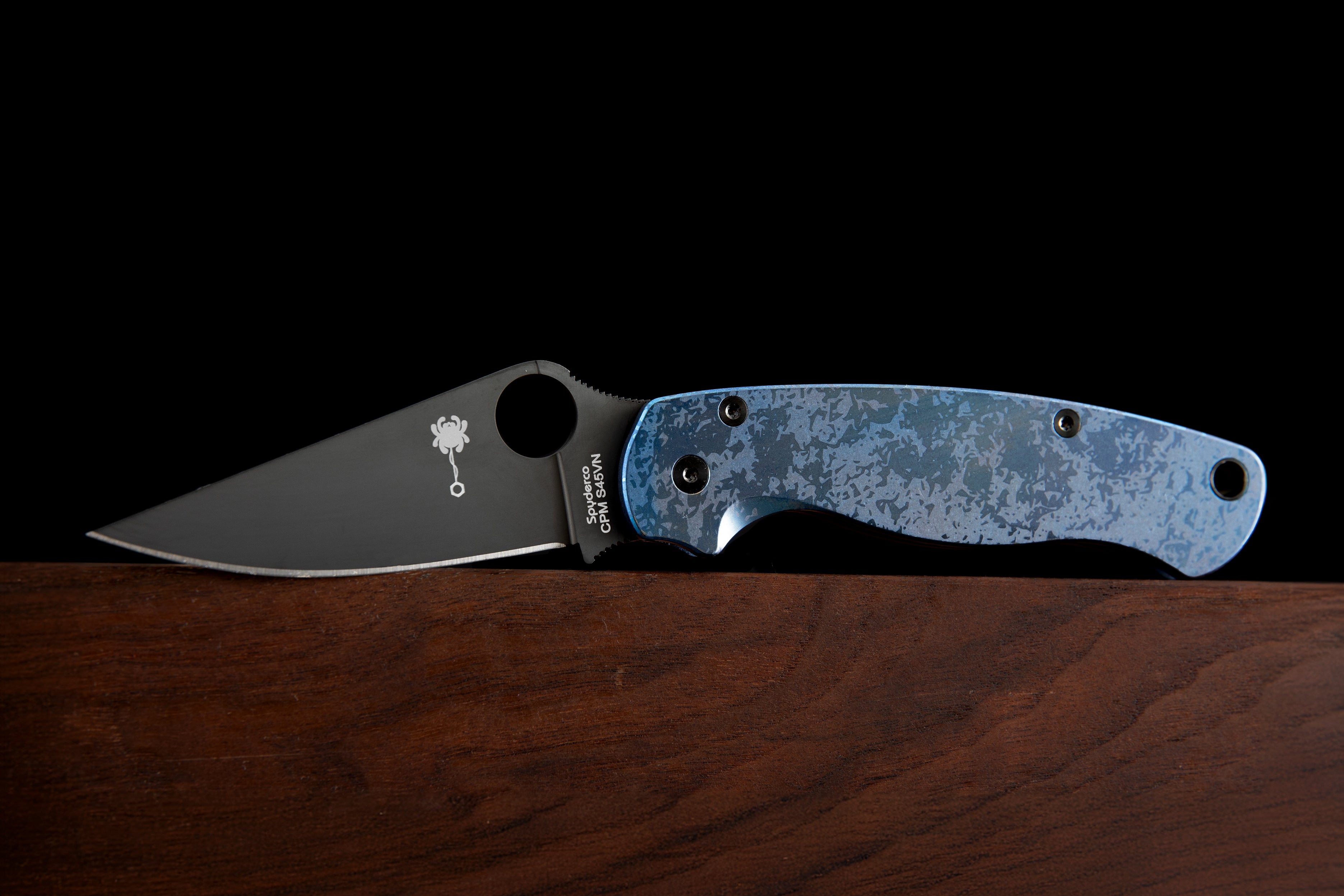 Custom Spyderco Para Military 2 Folding Knife - Premium EDC Pocket Knife for Outdoor, Camping & Survival | High-Quality Stainless Steel Blade with Ergonomic Grip