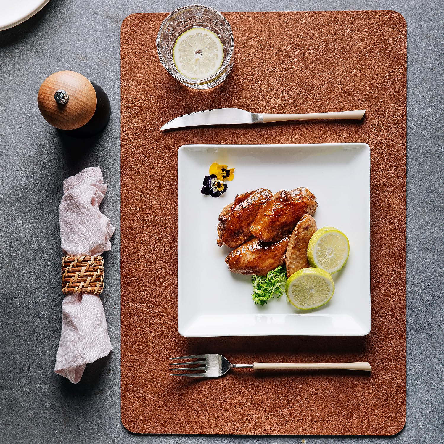 Premium 7.7 Inch Square Ceramic Dinner Plates - Set of 4 for Steak, Pasta, Salad, Snacks, Dessert & Appetizers | Elegant Square Serving Dishes for Restaurants, Dinner Parties & Home Entertaining