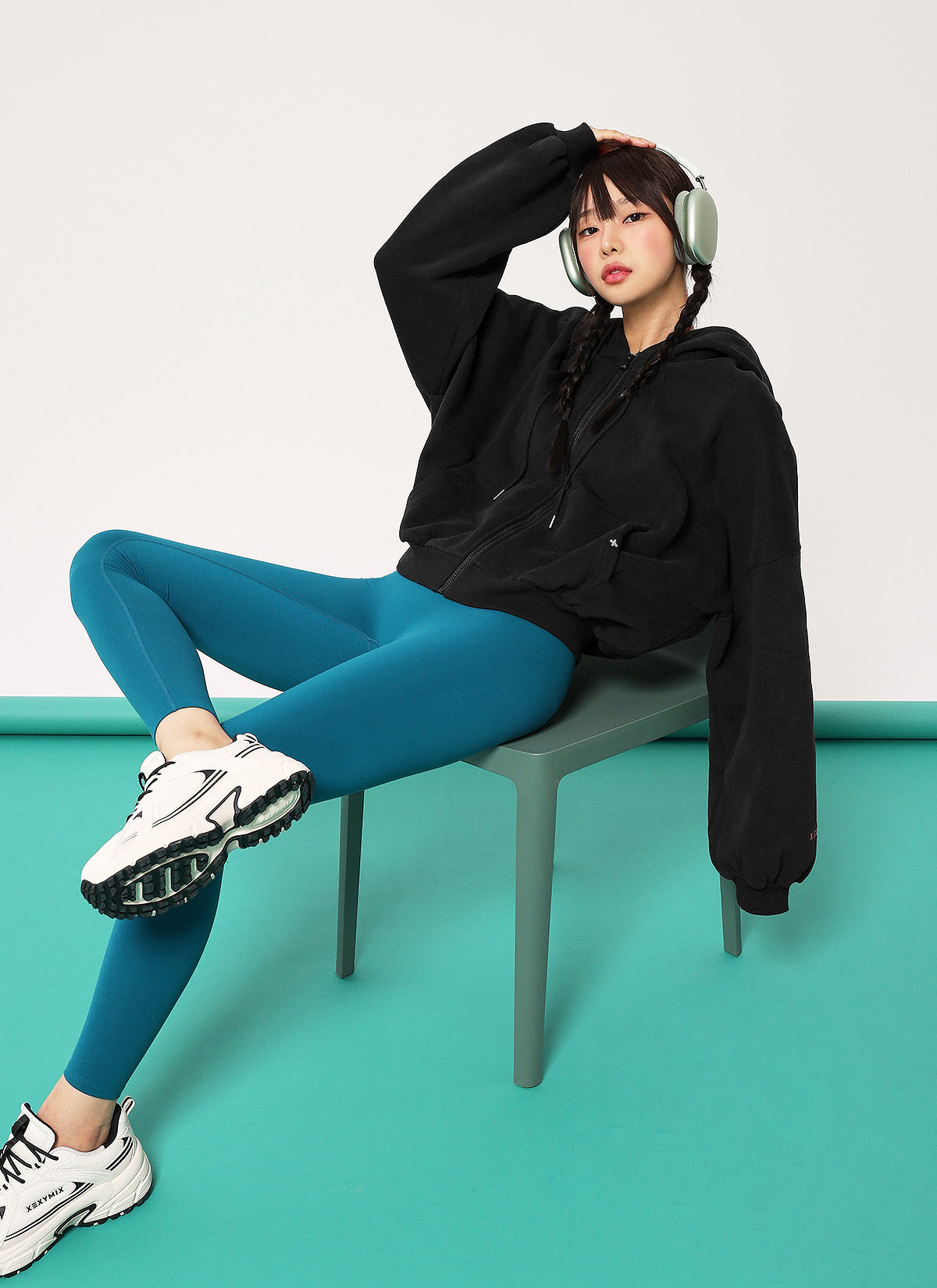 Cozy Zip-Up Napping Hood for Adults - Soft Fleece Sleeping Hoodie with Adjustable Drawstring - Perfect for Travel, Lounging & Relaxation at Home
