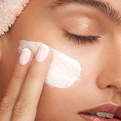 KIKO Smart Radiance Cream Primer 3-in-1 - Hydrating, Illuminating & Smoothing Face Primer for Flawless Makeup Base | Perfect for Daily Wear, Special Occasions & Photography