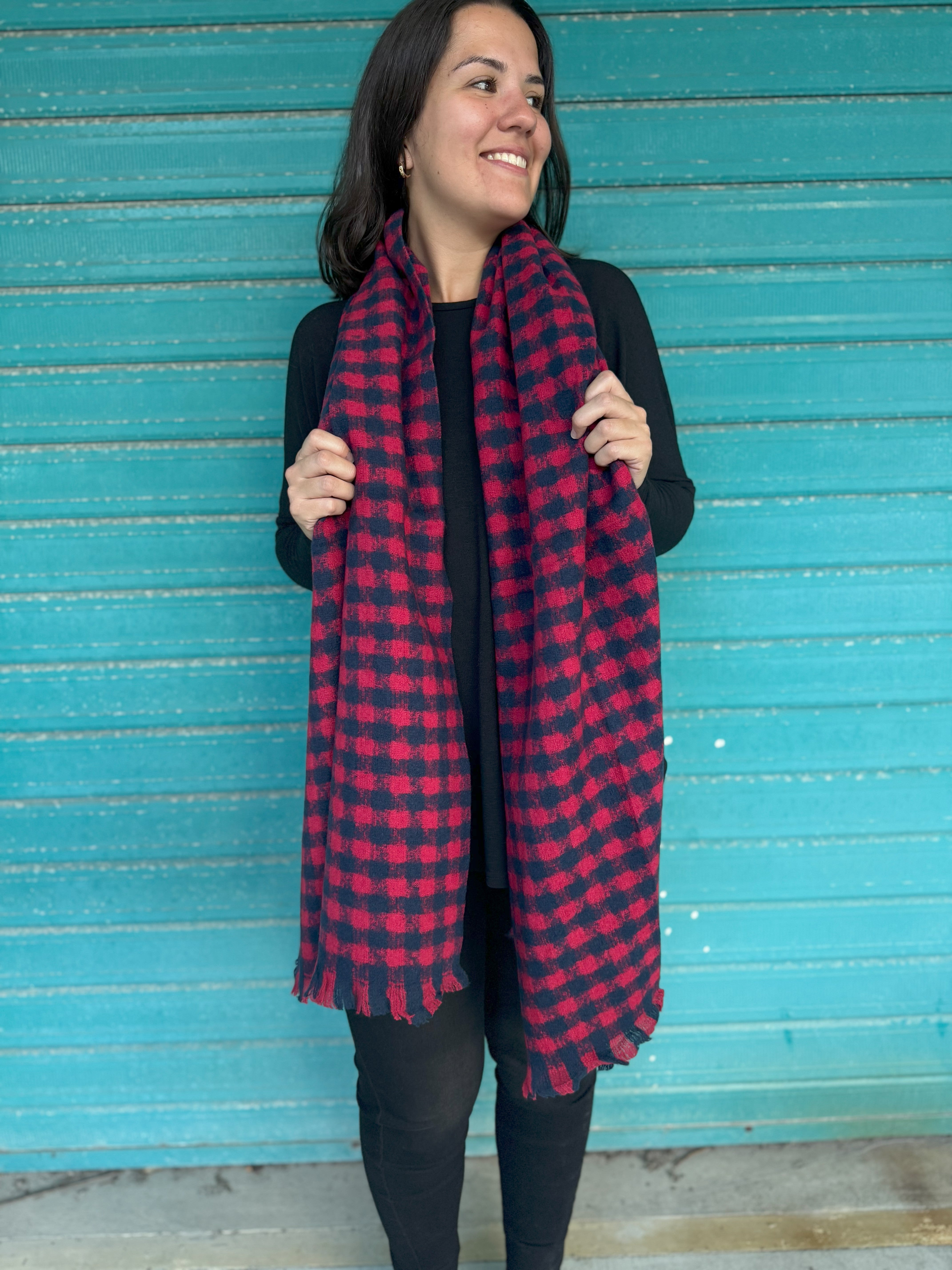 Stylish Red & Navy Check Scarf - Soft Winter Fashion Accessory for Women & Men - Perfect for Cold Weather, Outdoor Activities & Holiday Gifts
