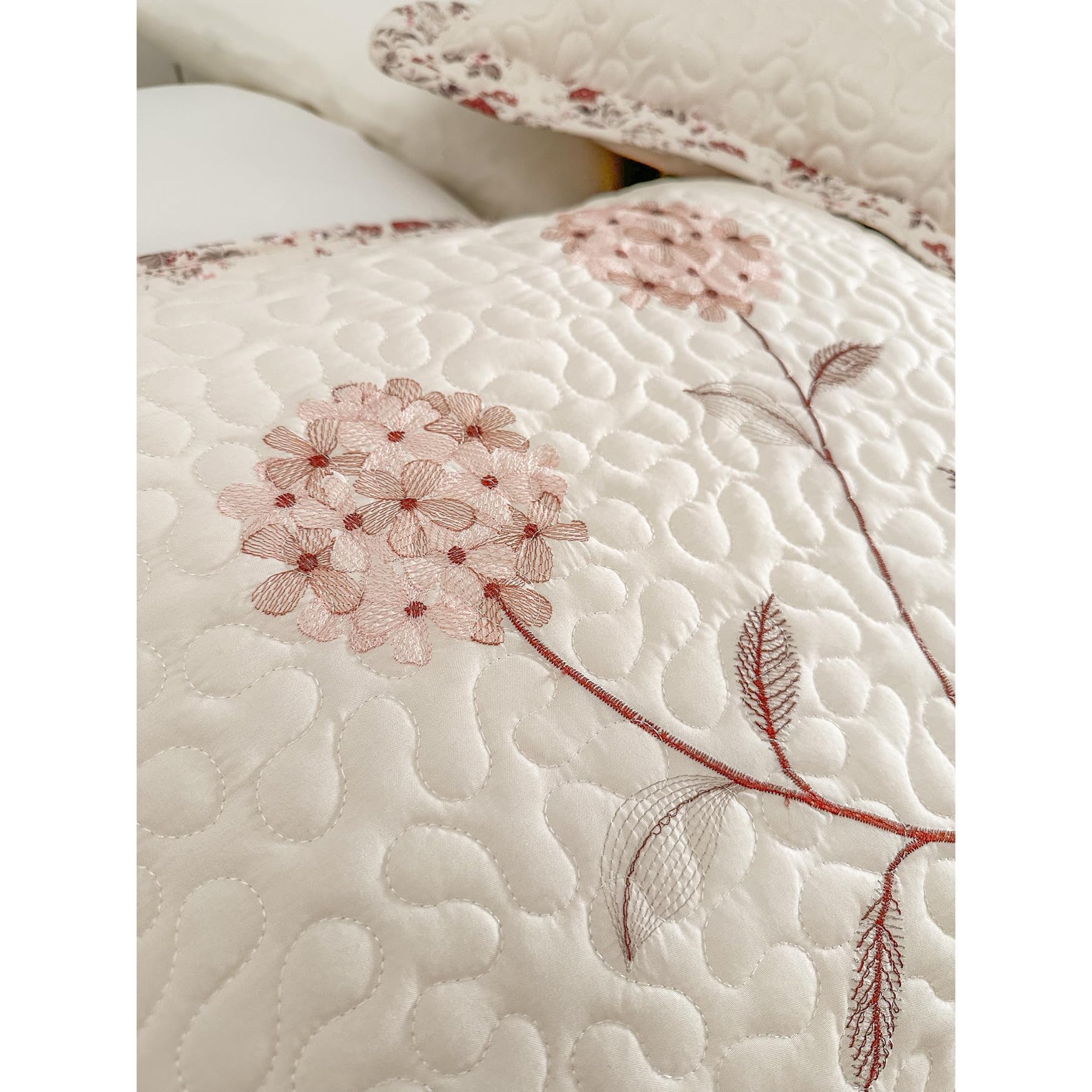 BrylaneHome Margaret Embroidered King Size Bedspread - Floral Rose Design for Luxury Bedroom Decor & Master Suite Styling